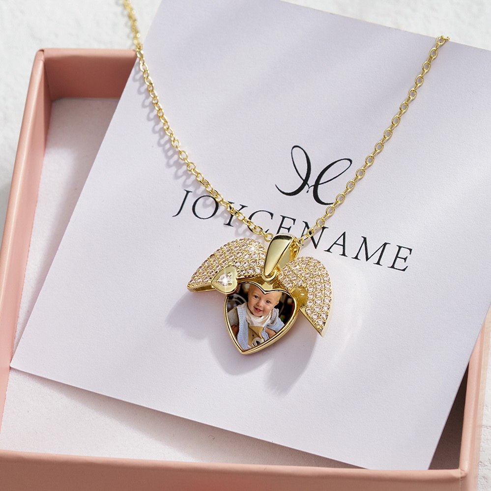 joycename heart necklace with picture