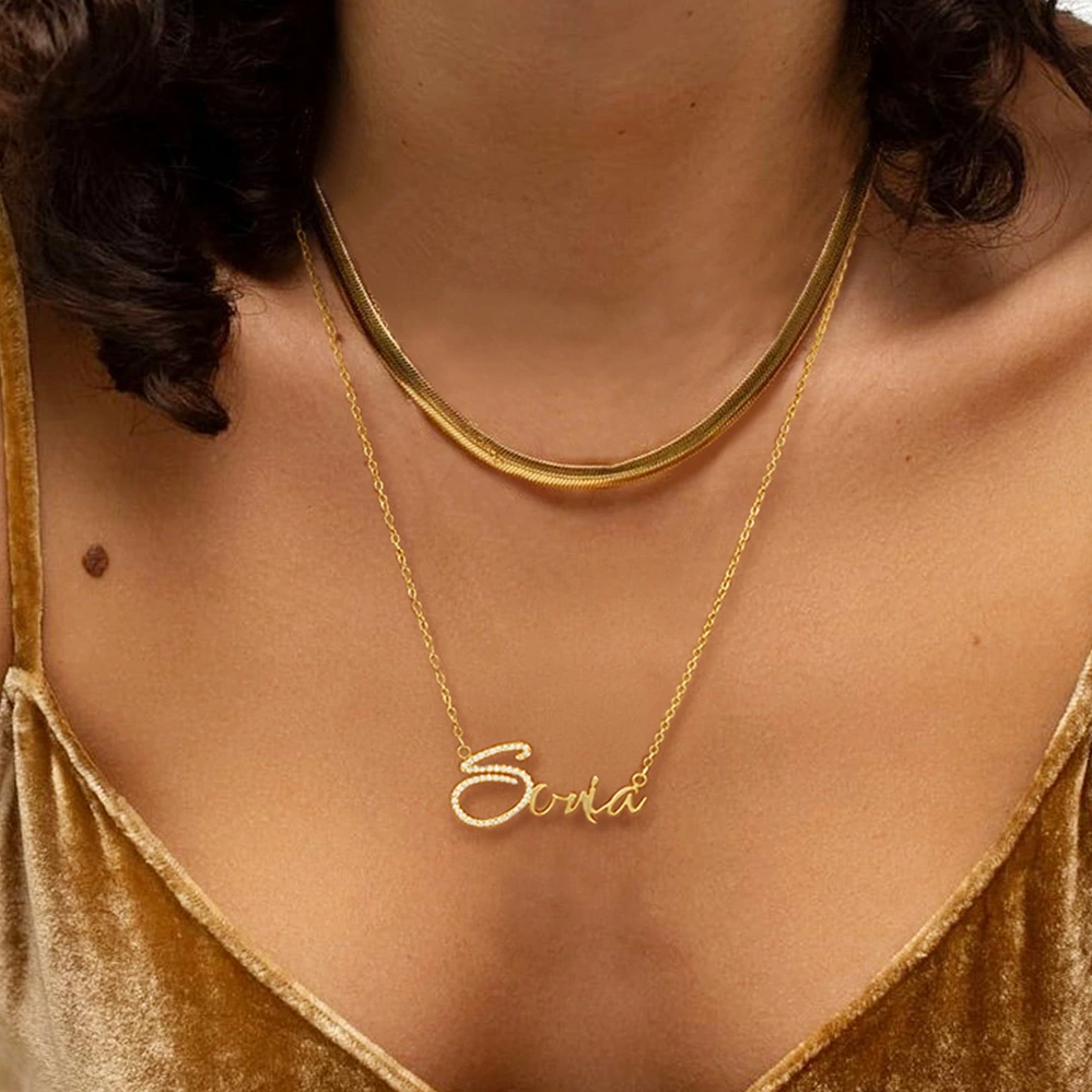 Stylish Personalized Classic Name Necklace With Diamond
