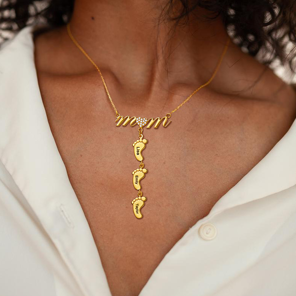 Baby Feet Mon Necklace Engraved 3 Names with CZ Heart