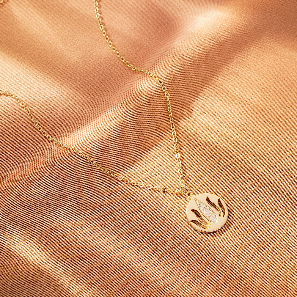 Lotus Necklace With Diamond