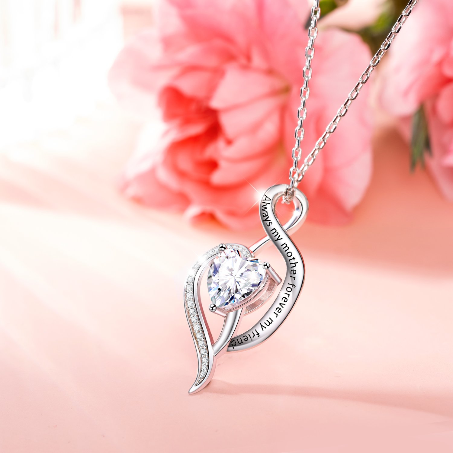 Mother's Day Gift Heart Shaped Necklace For Mom