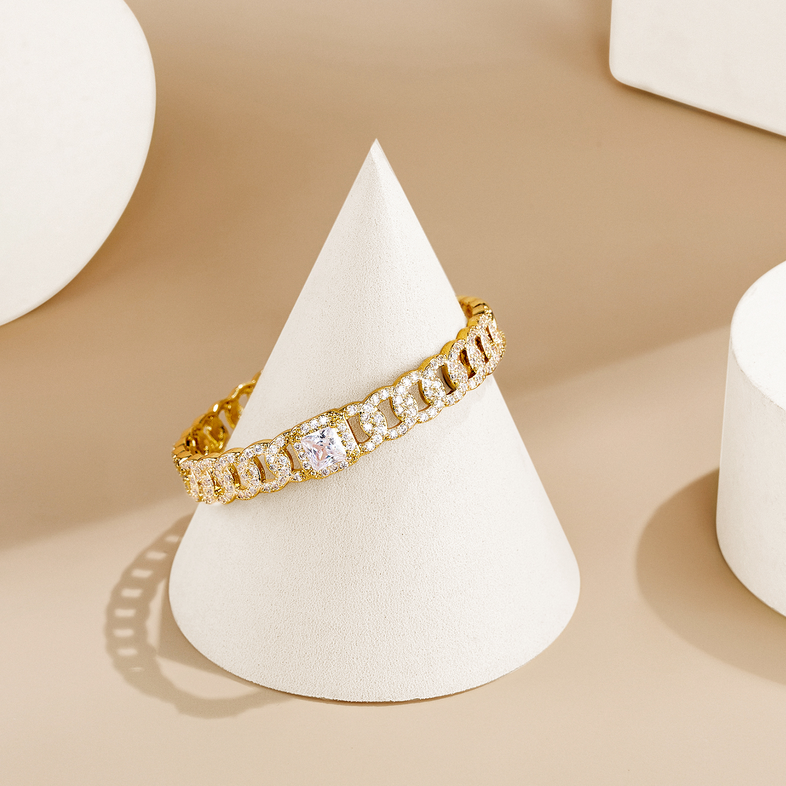 14K Yellow Gold Diamond Chain Link Open Bangle Bracelet