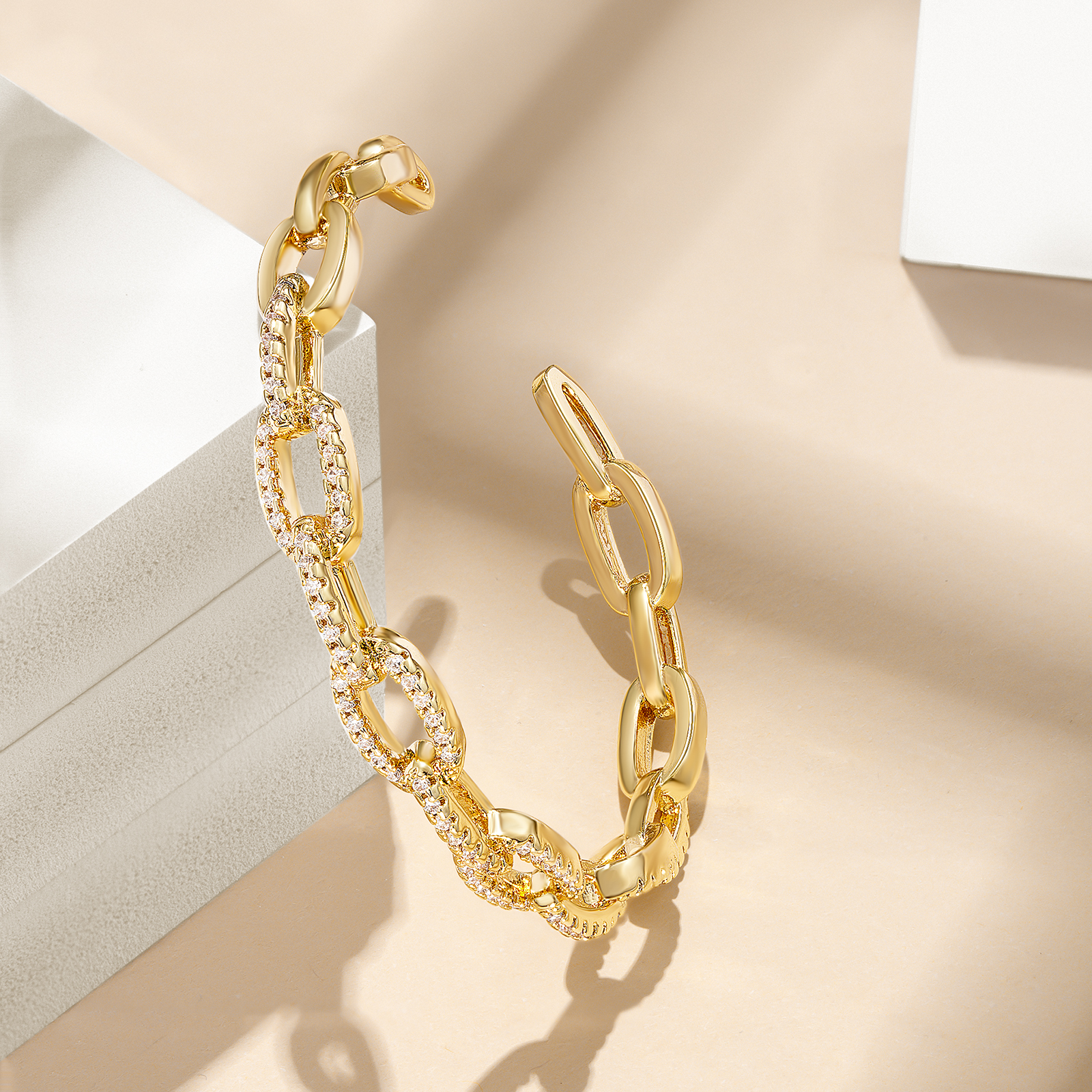 C-Shaped Shell Link Chain Cuff Bangle Bracelet