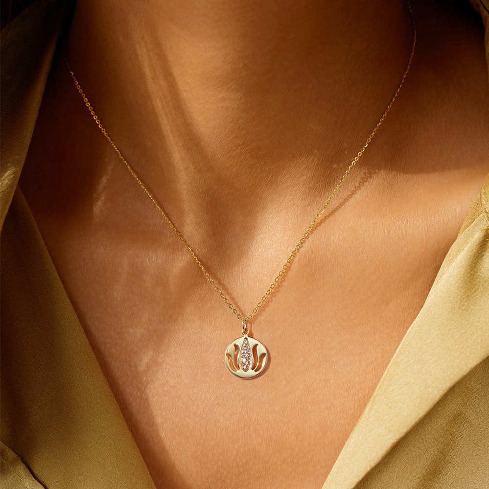 Lotus Necklace With Diamond
