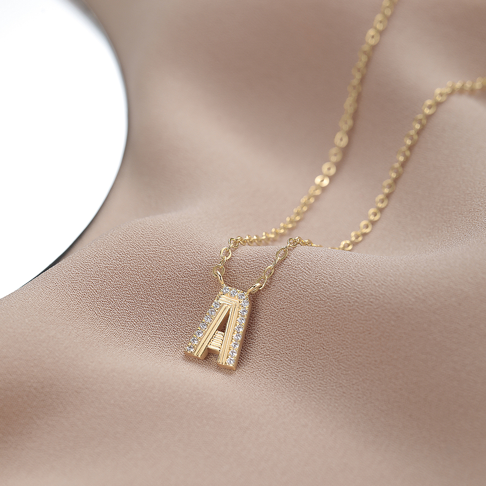 Moissanite Detail Retro Fluted Letter Necklace