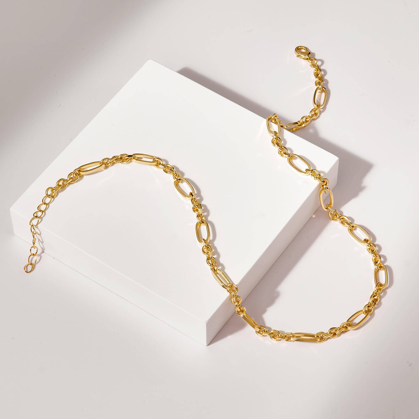 14K Gold Plated Textured Alternate Links Necklace