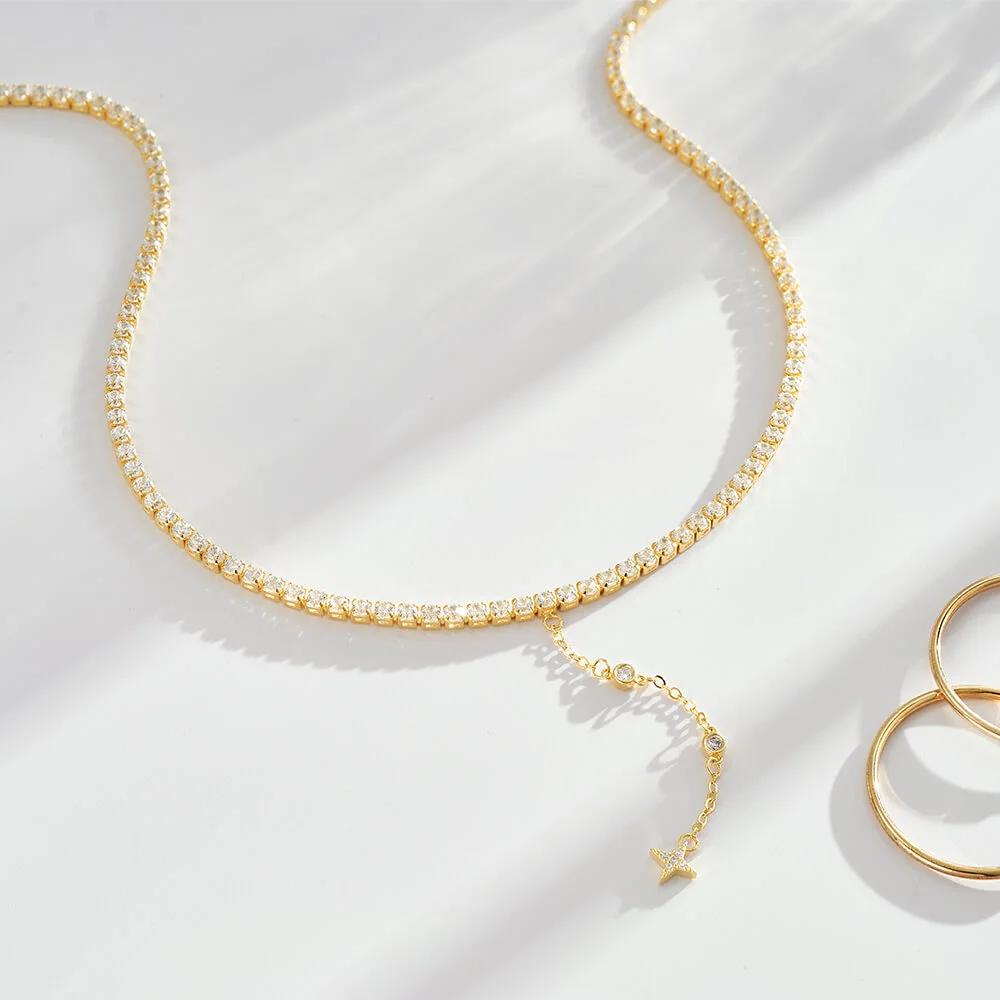 Shining Four Pointed Star Pendant Necklace