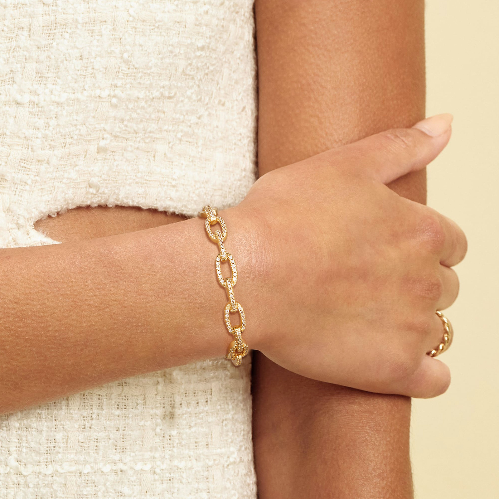 C-Shaped Shell Link Chain Cuff Bangle Bracelet