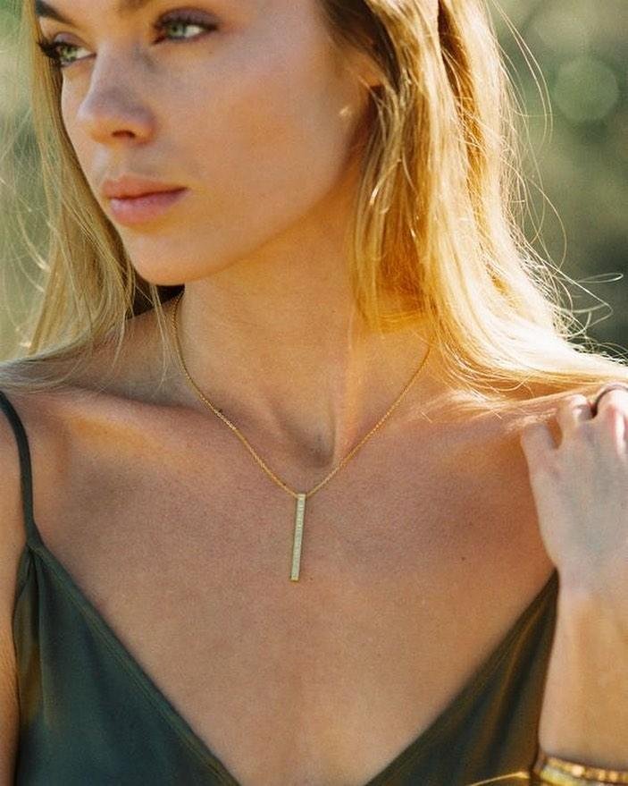 Engraved 4 Sides Names Vertiacal Bar Necklace