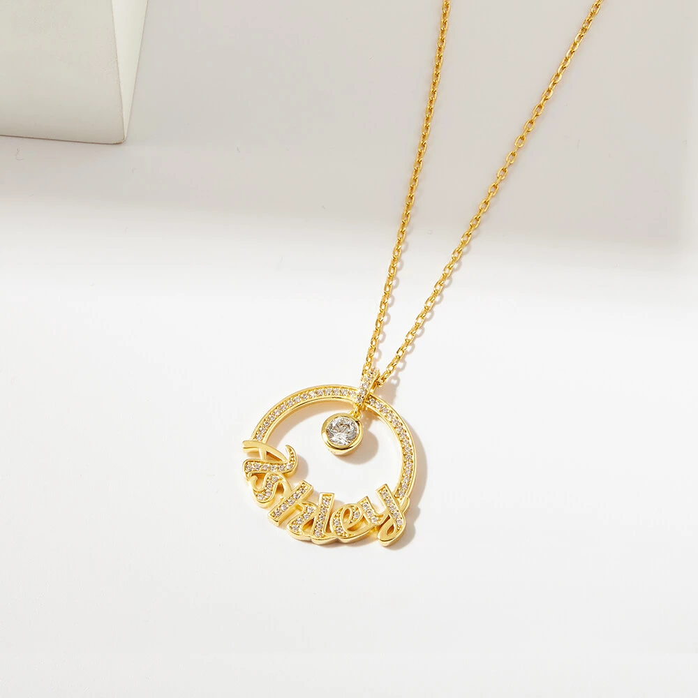 Personalized Circle Necklace with Moissanite