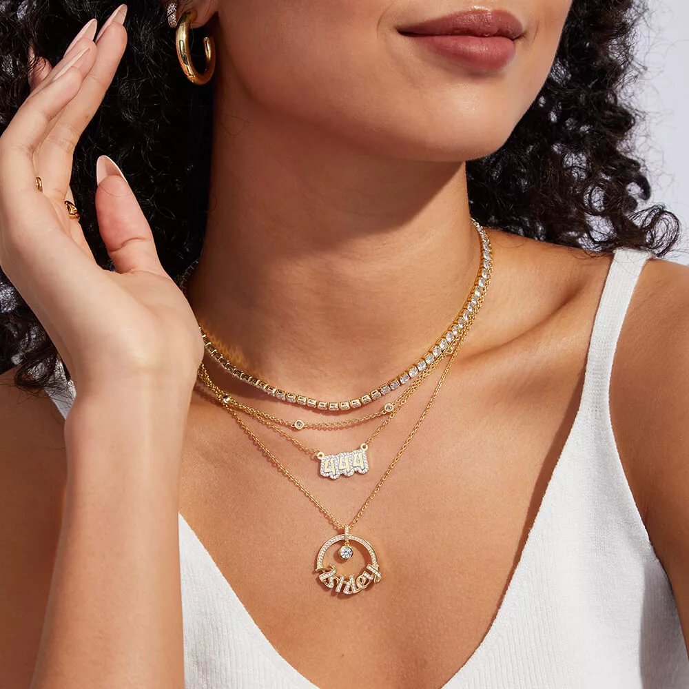 Personalized Circle Necklace with Moissanite