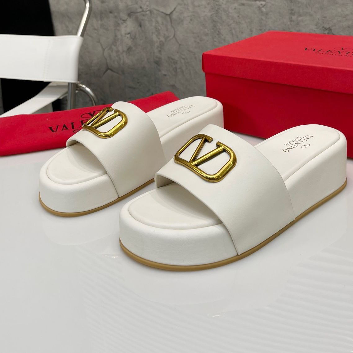 New Summer Luxury Fashion Sandals PD02052205