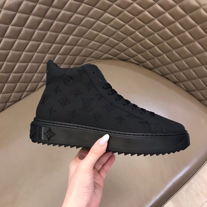 High-Top Monogram Luxembourg Sneaker V27