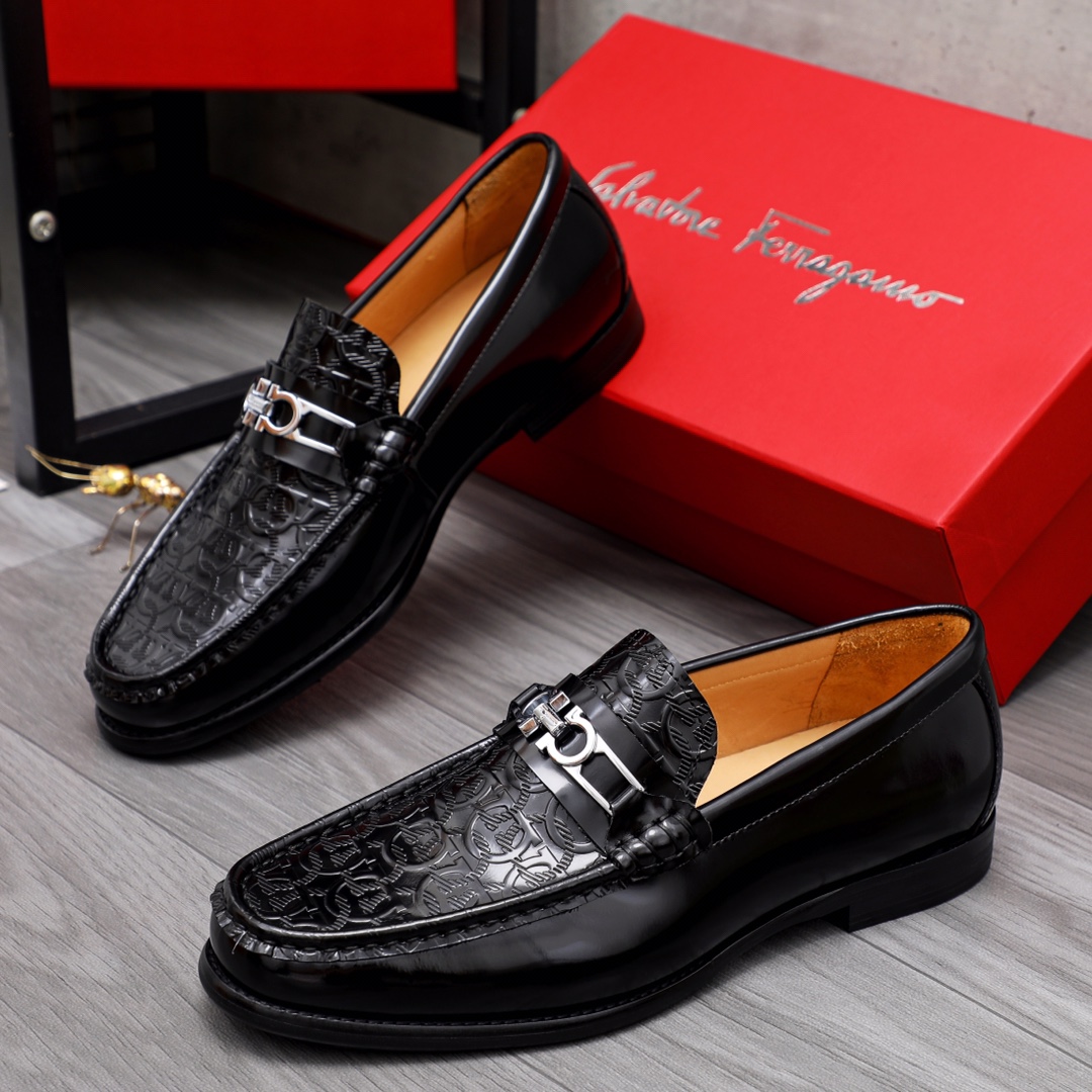 Fashion Loafers Leather Embossed Leather Shoes PD02060110