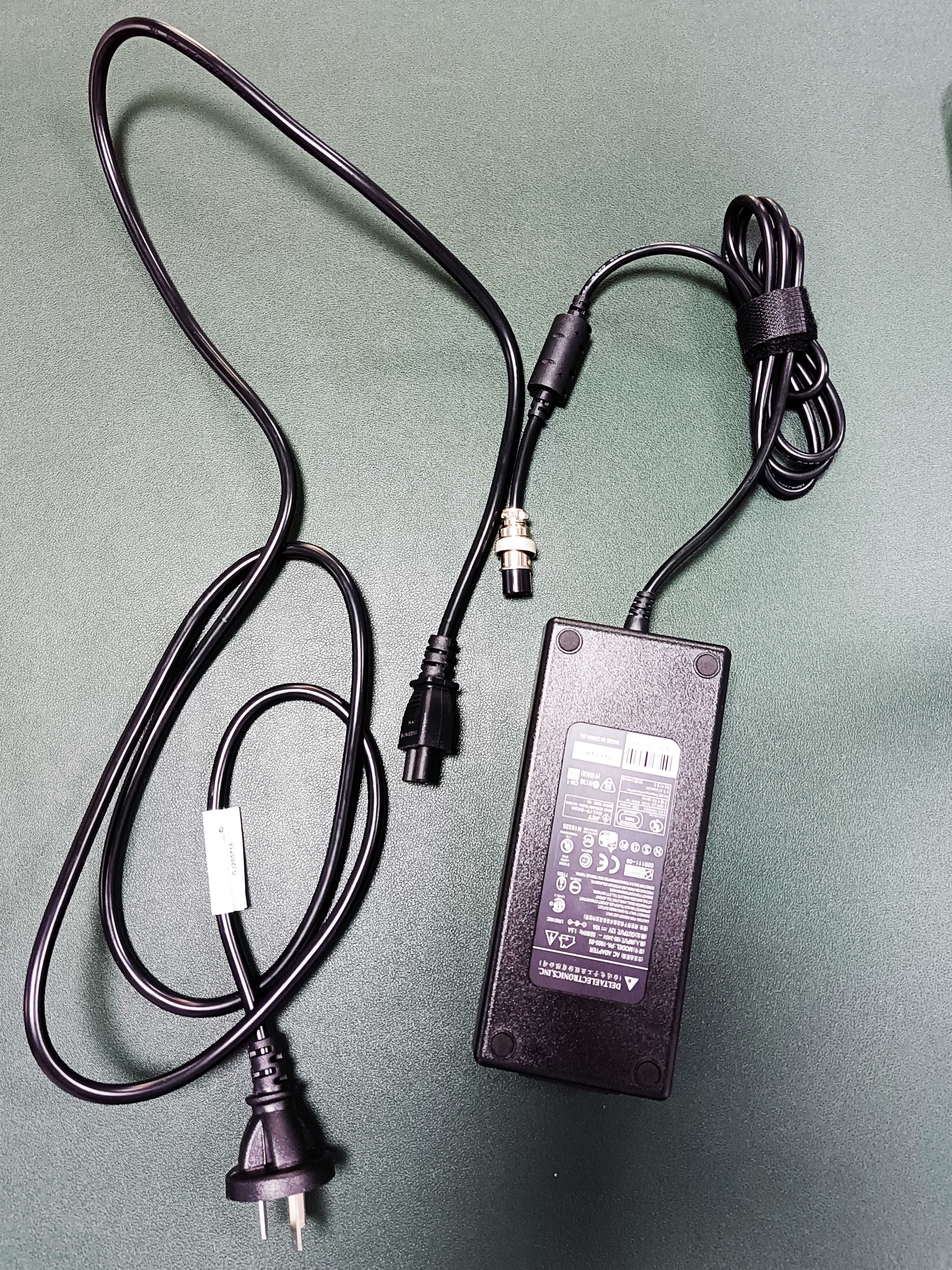 TBK 958M TBK958M TBK-958M Auto Focus Mini Portable Rear Back Door Glass Removing Laser Engraving and Separating Machine for Iphone and Samsung mobile phone with Logo Printer