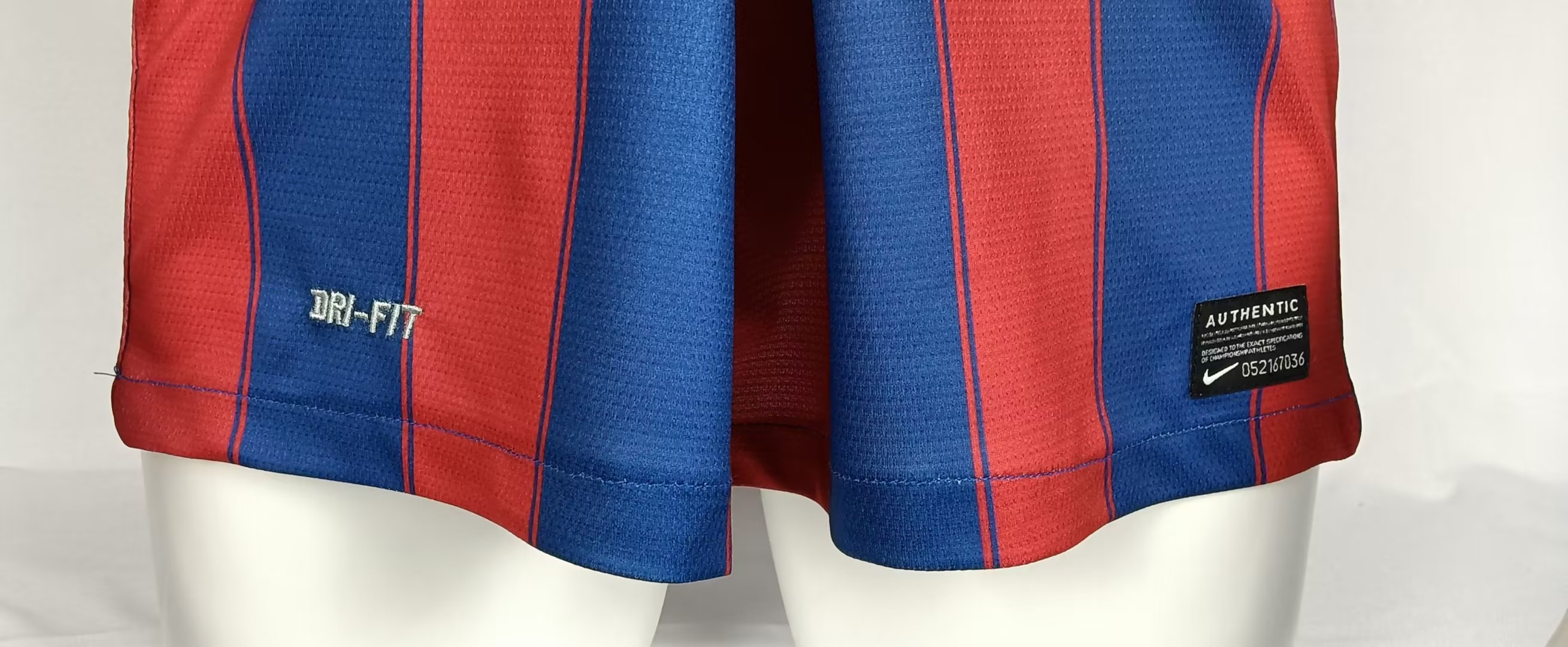 2009/10 Barcelona Home Retro Football Shirt