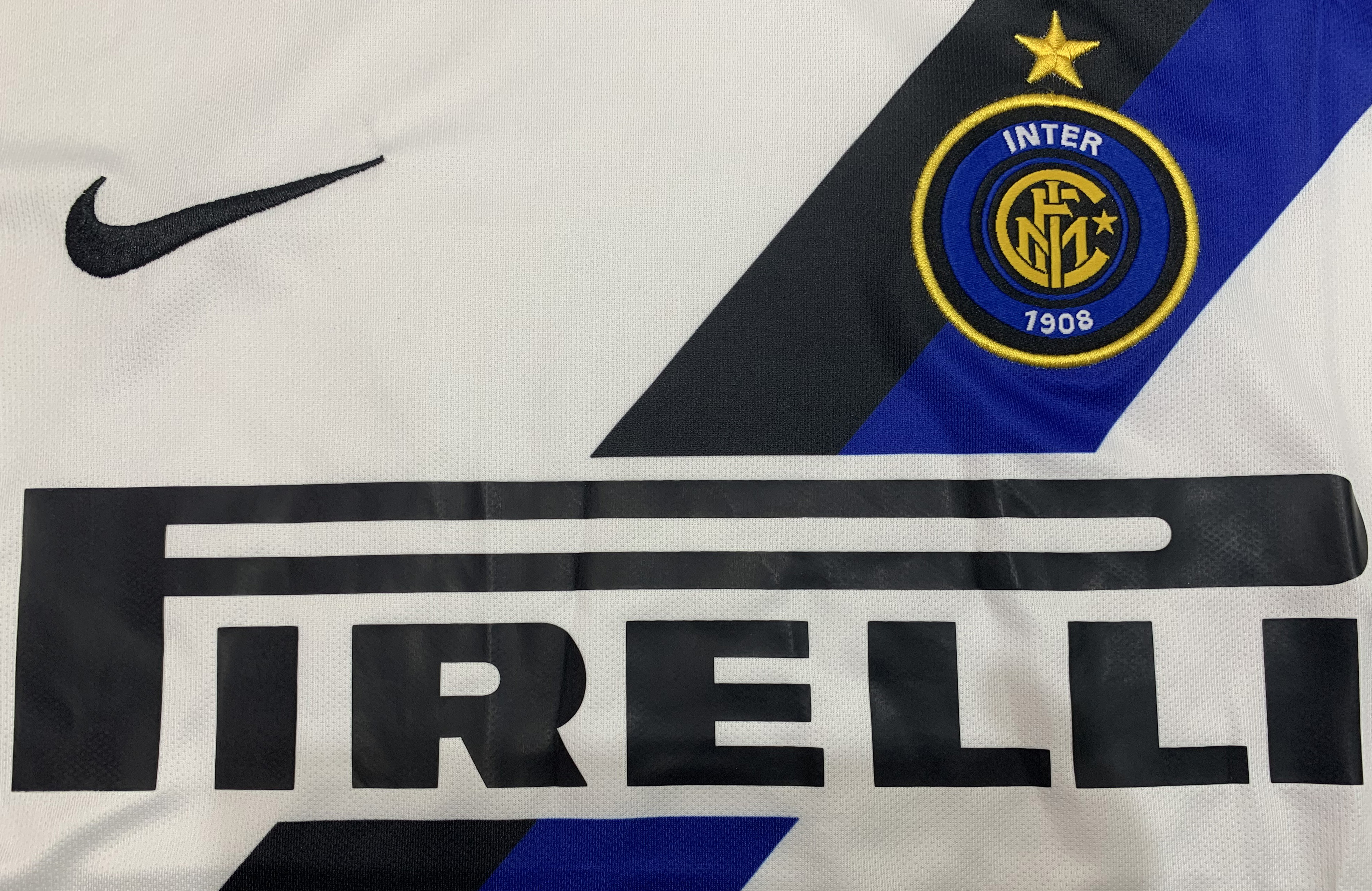 2002-03 Inter Milan Away Retro Football Jersey