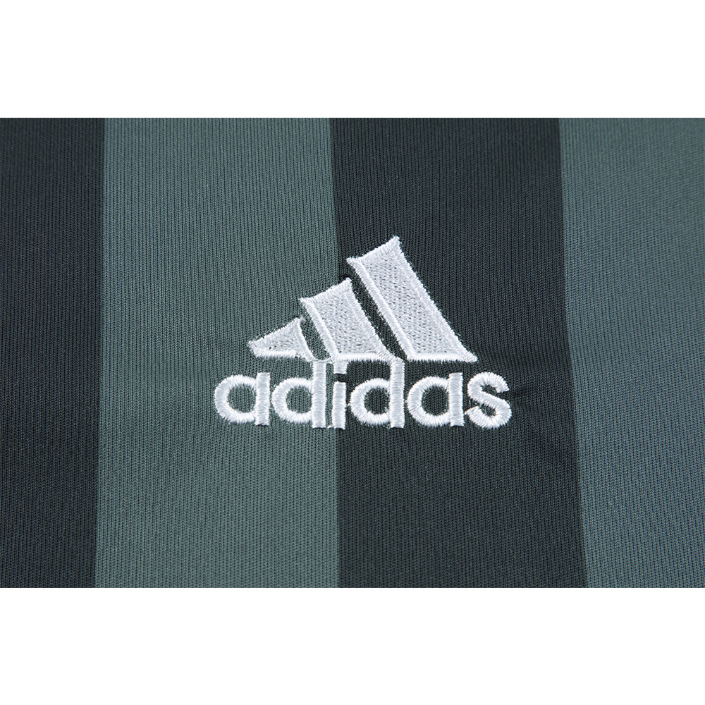 2004/06 Newcastle United Away Retro Football Shirt  