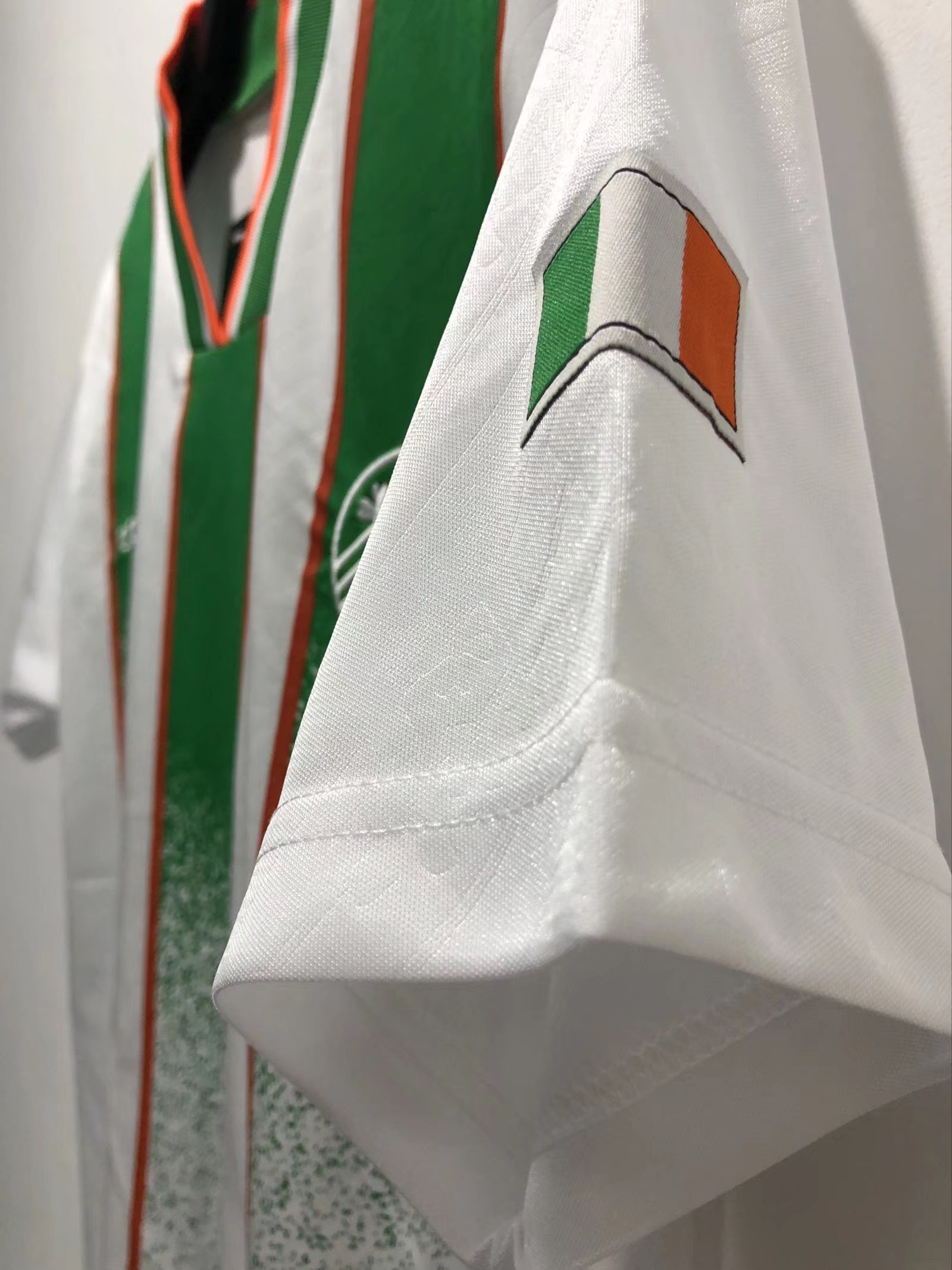 1994 Ireland Away Retro Football Shirt (without sponsor)