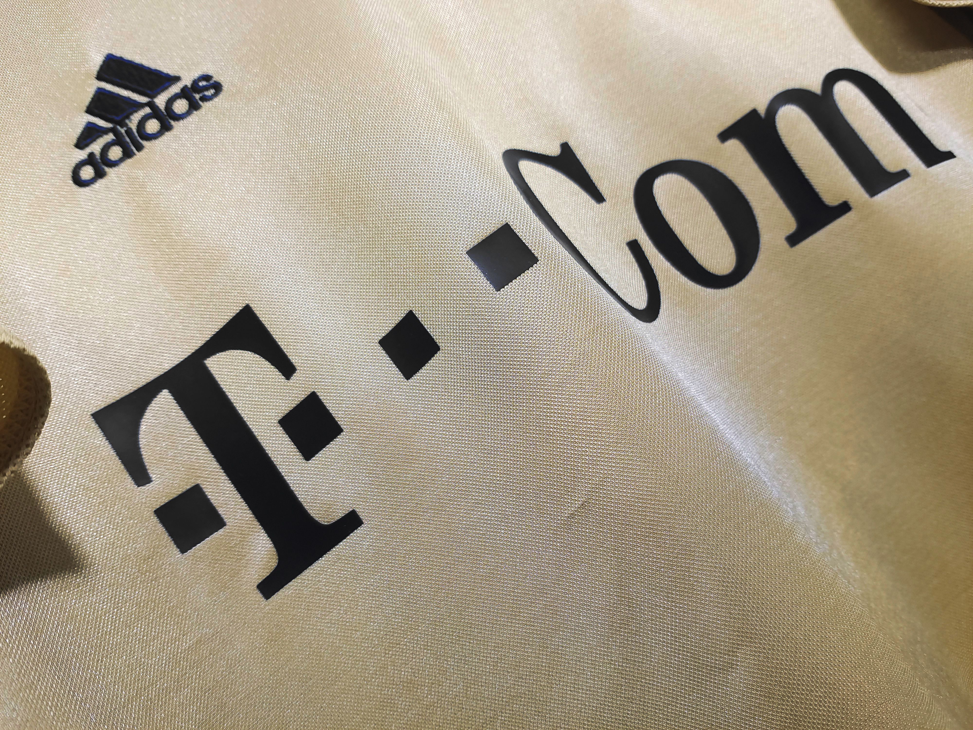 2004/05 Bayern Munich away Vintage Shirt