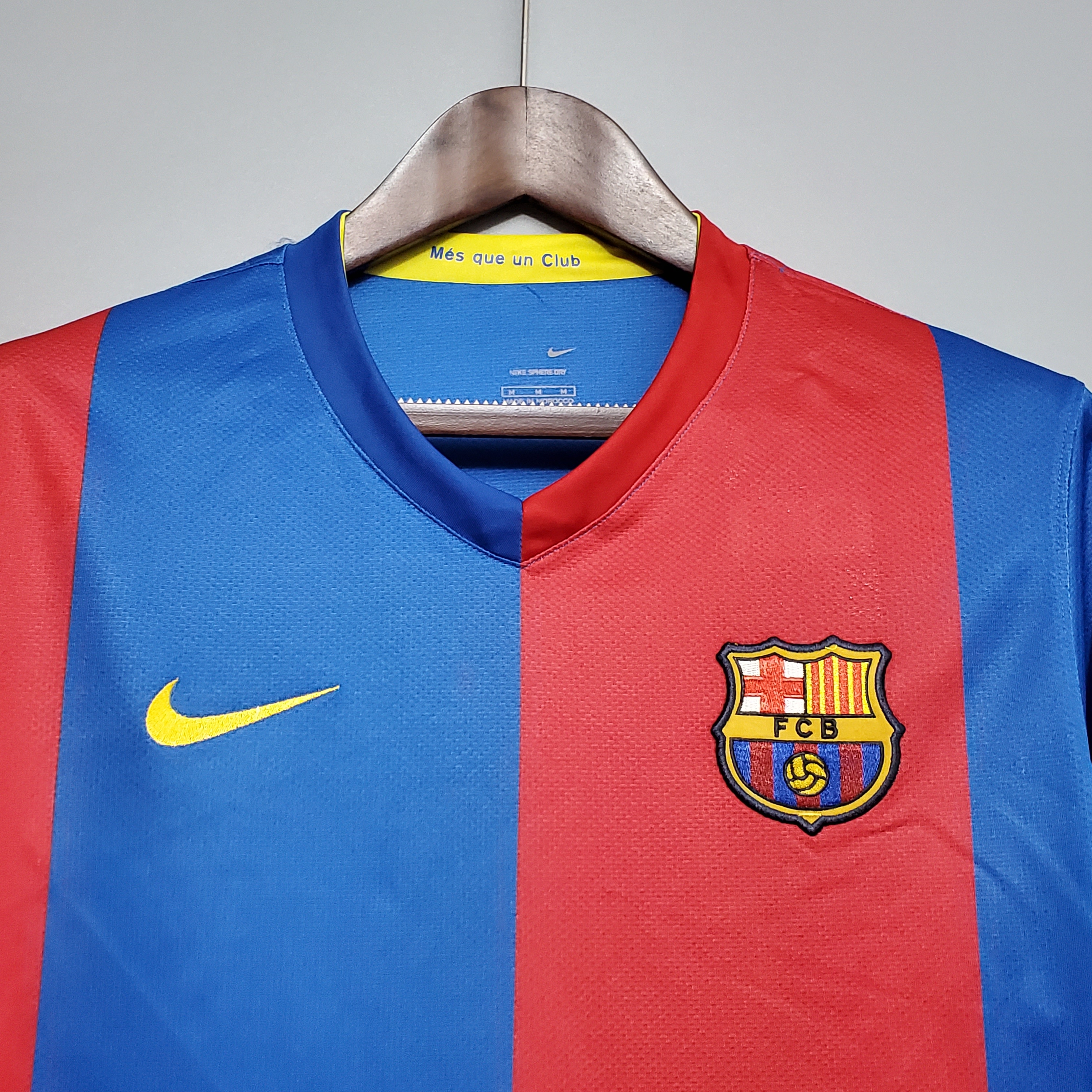 2006/07 Barcelona Home Long  Sleeve Retro Shirt