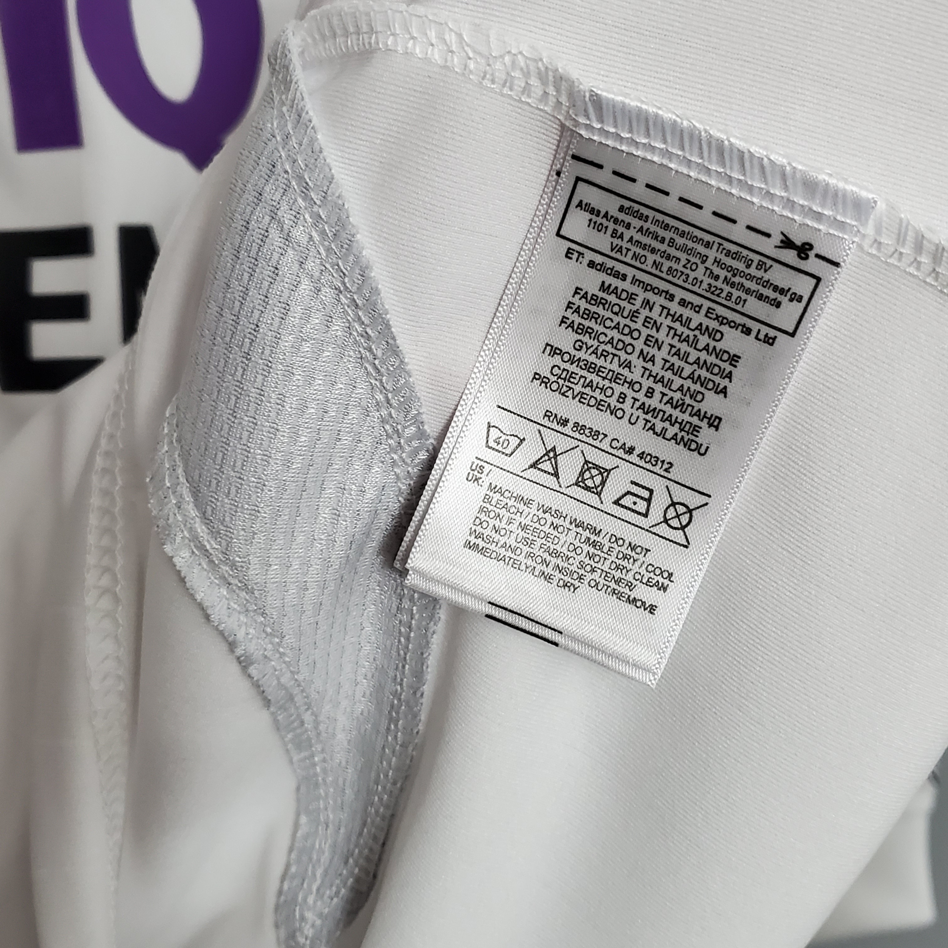 2006 Real Madrid Home Long Sleeve Vintage Shirt