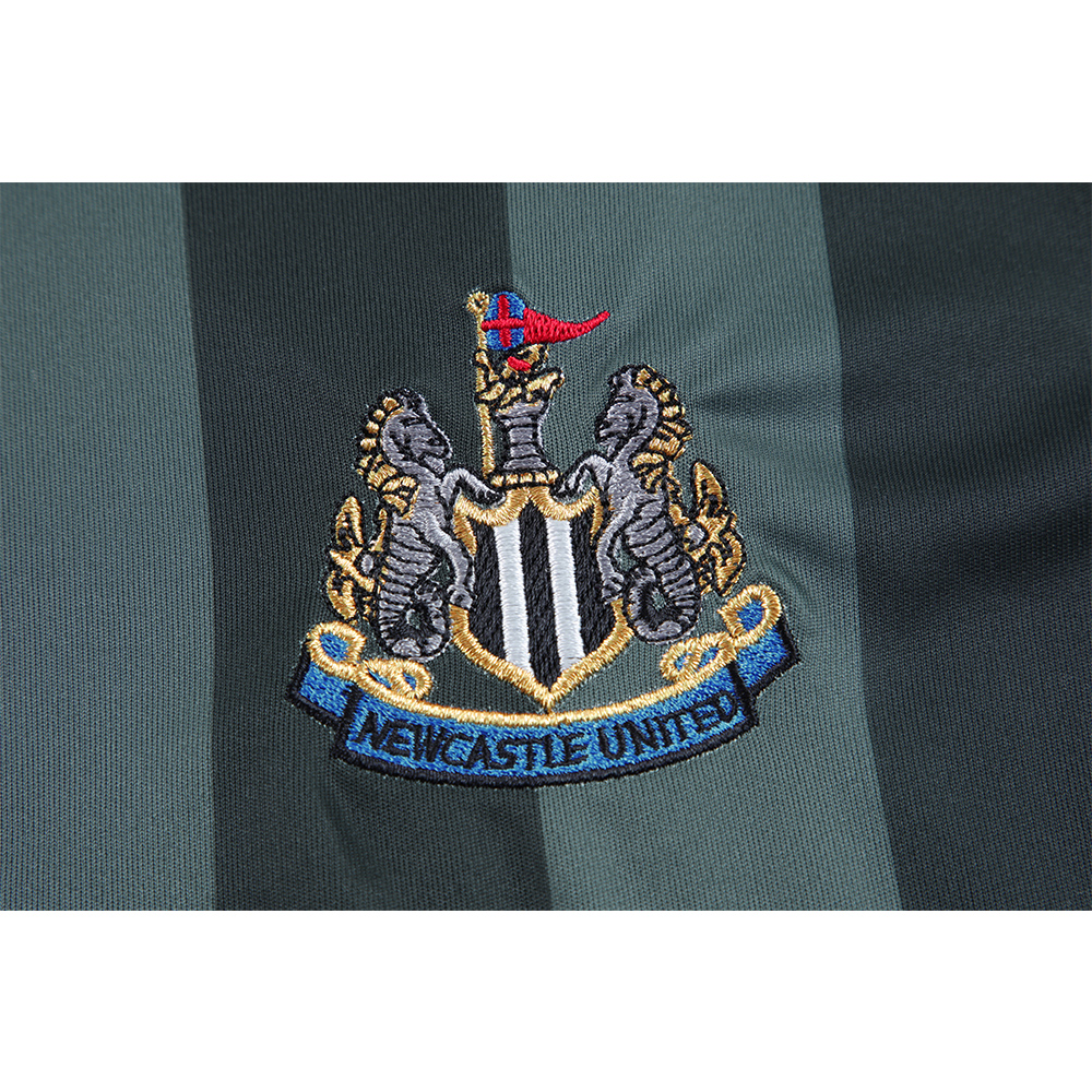 2004/06 Newcastle United Away Retro Football Shirt  