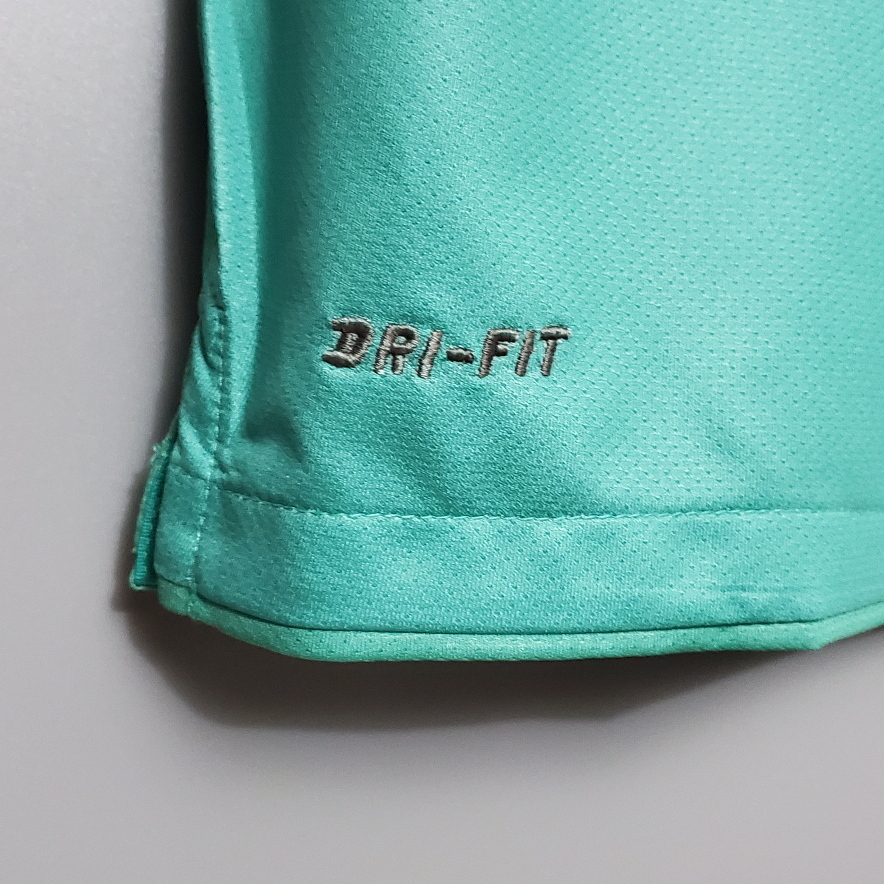 2010/11 Barcelona Away Retro Shirt