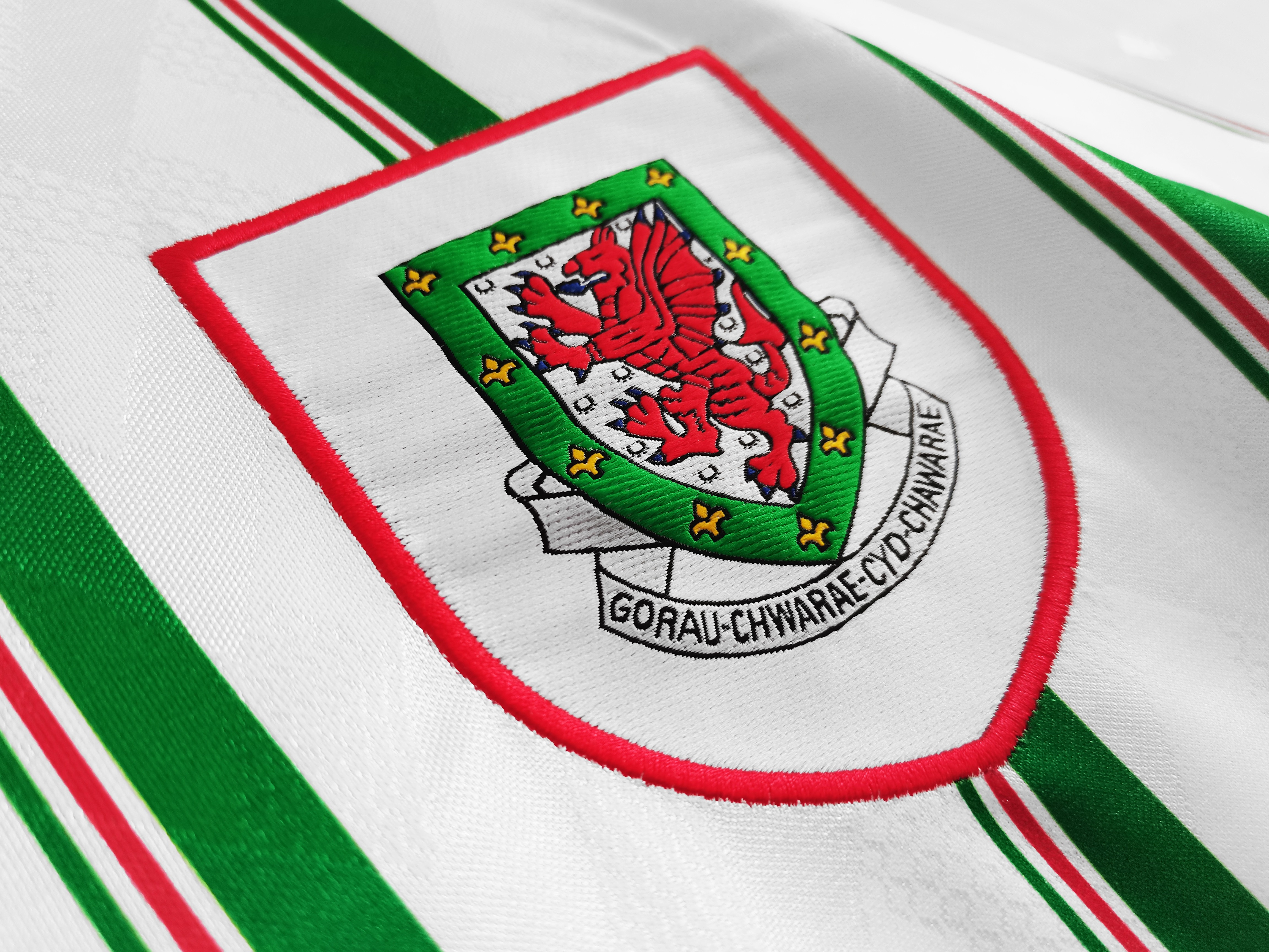 1993/95 Wales away national team retro jersey