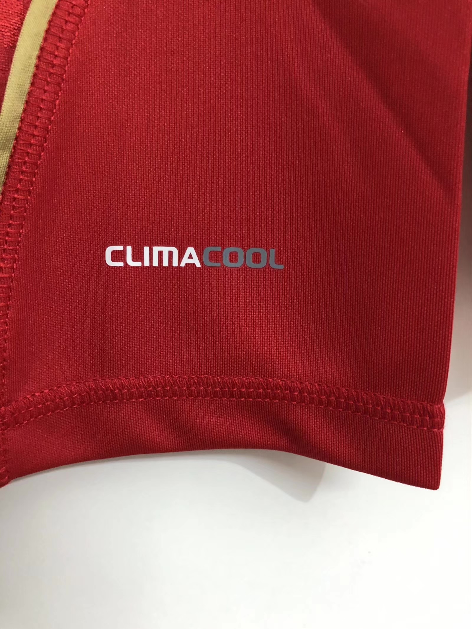 2010 Liverpool Home Long Sleeve Retro Football Shirt