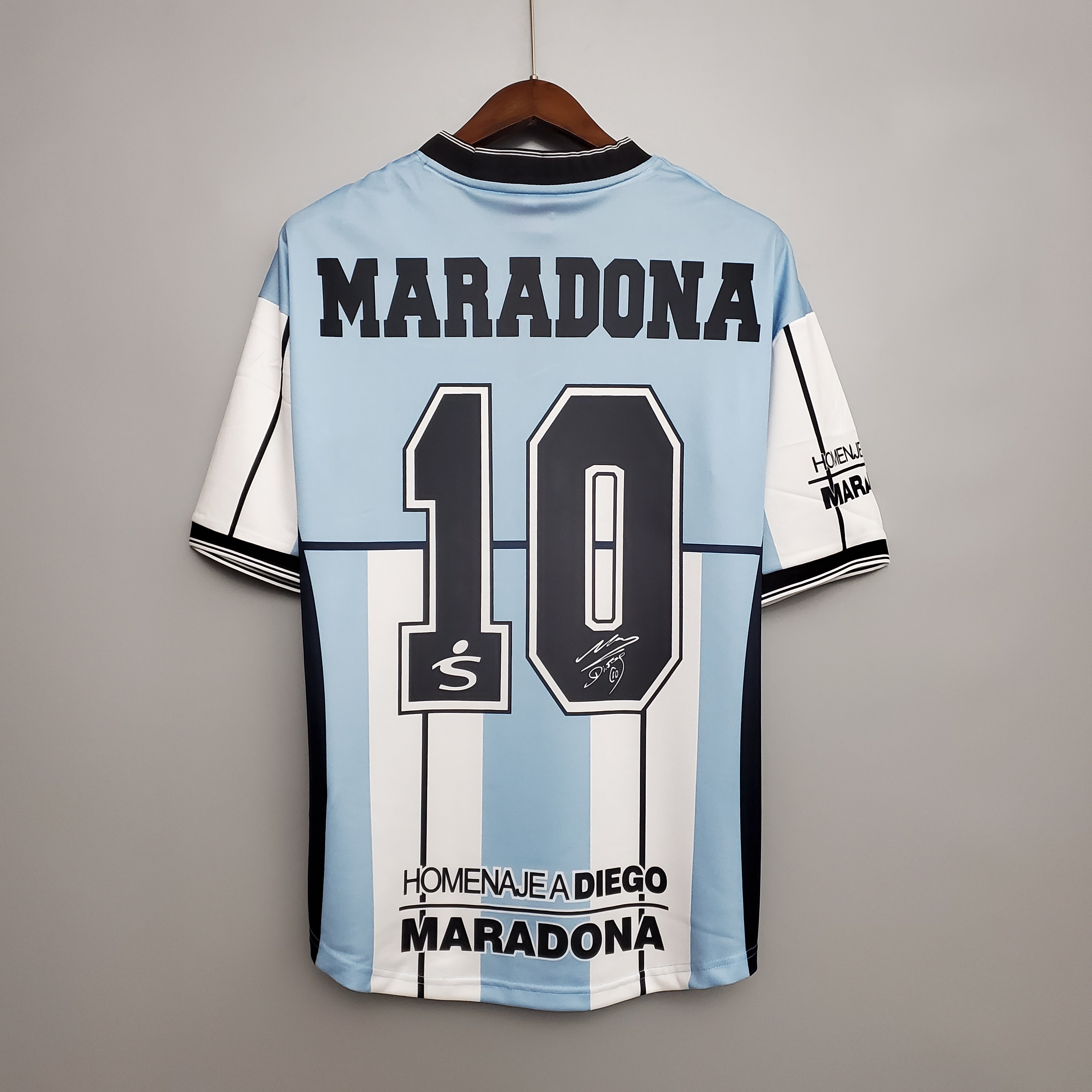 Retro 2001 Argentina Maradona #10 Commemorative Edition