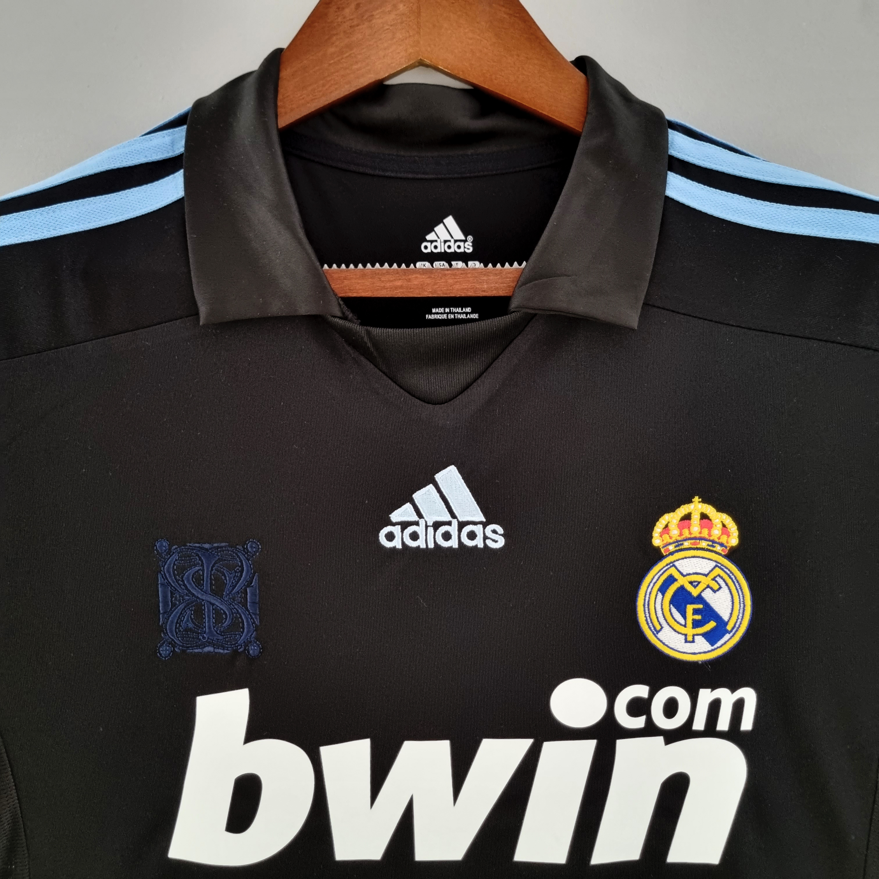 2009/10 Real Madrid Away Vintage Shirt