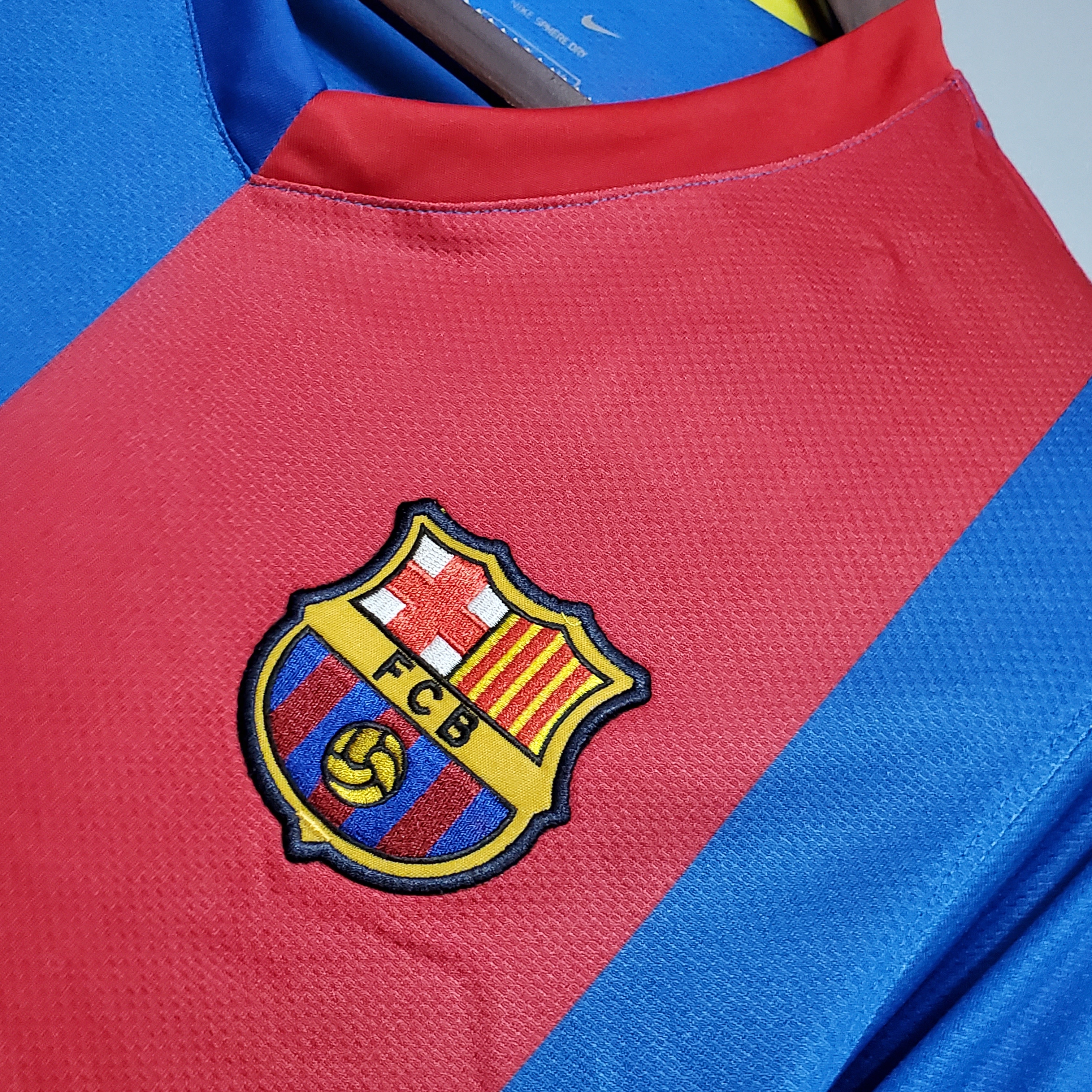 2006/07 Barcelona Home Long  Sleeve Retro Shirt