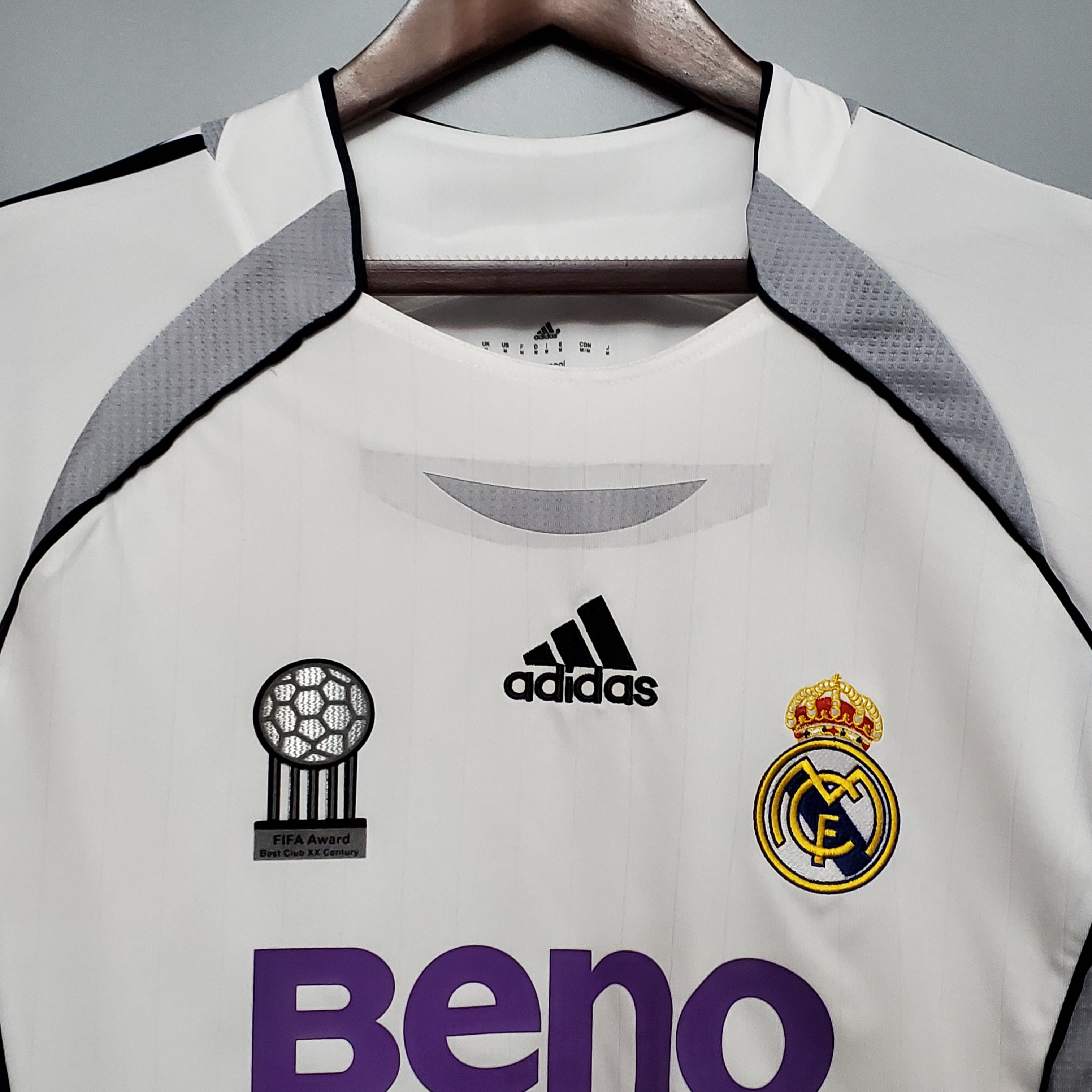 2006 Real Madrid Home Long Sleeve Vintage Shirt