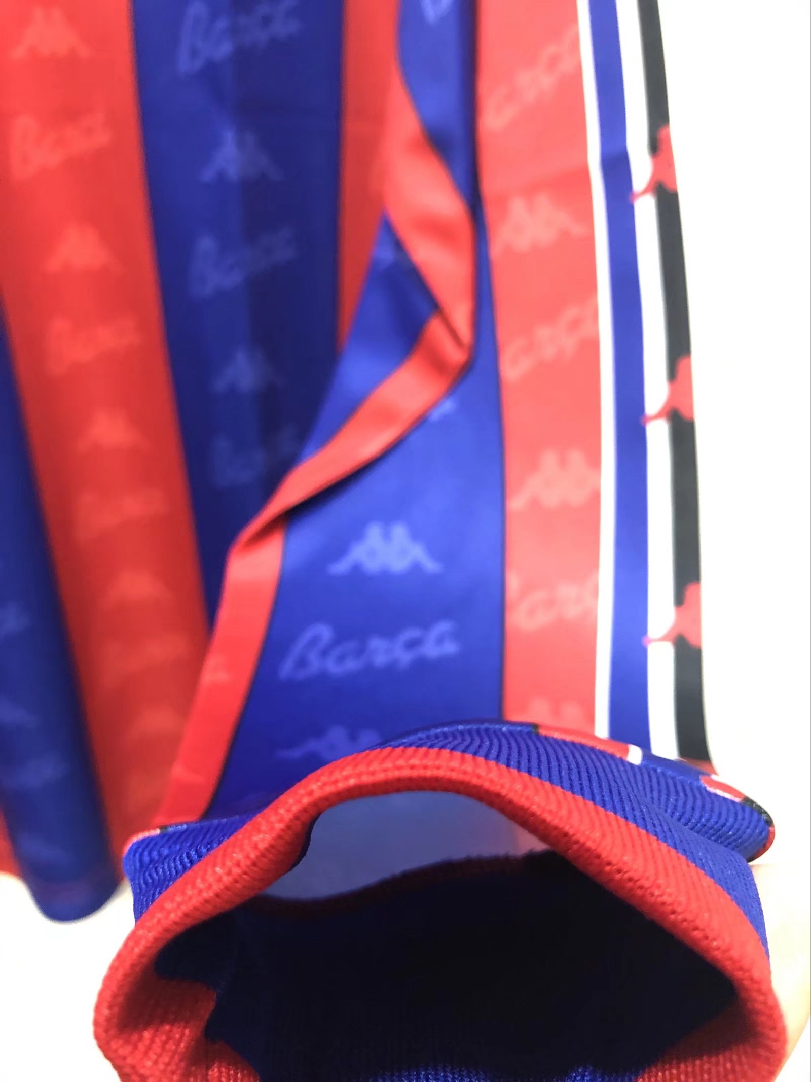 1996/97 Barcelona Home Long Sleeve Retro Football Shirt