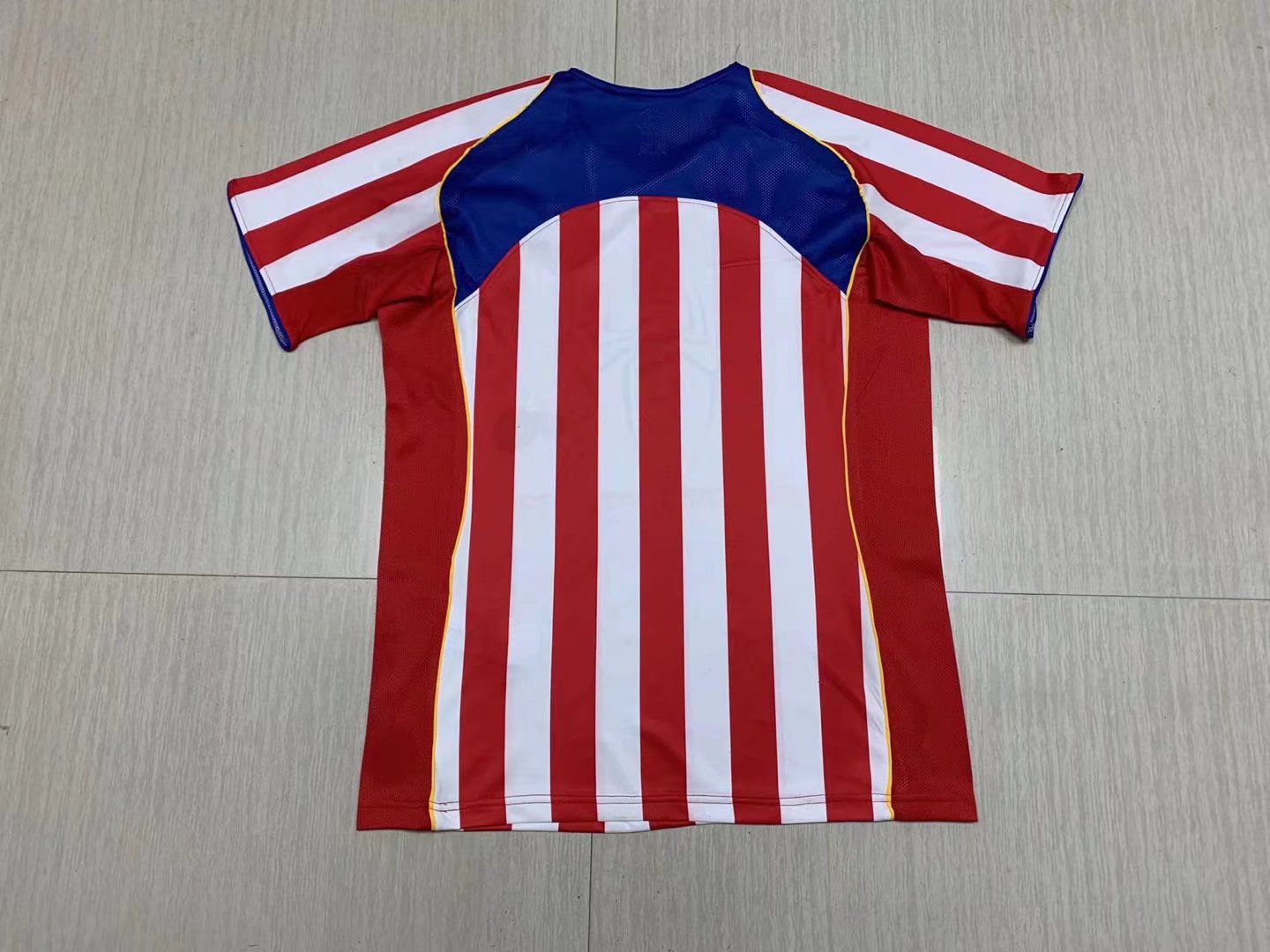 2004/05 Atlético de Madrid Home Vintage Shirt