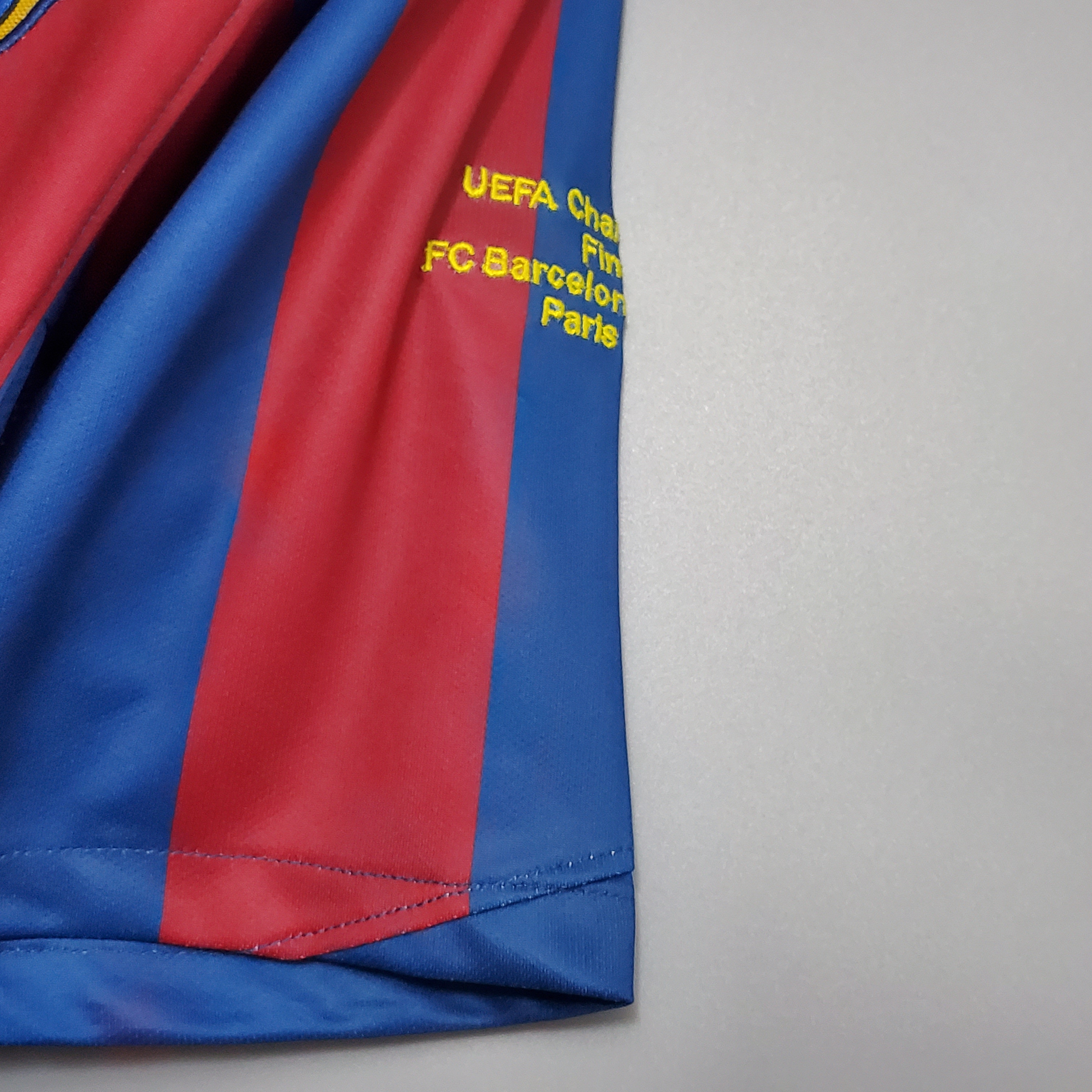 2005/06 Barcelona Home Champions League Retro Football Jersey