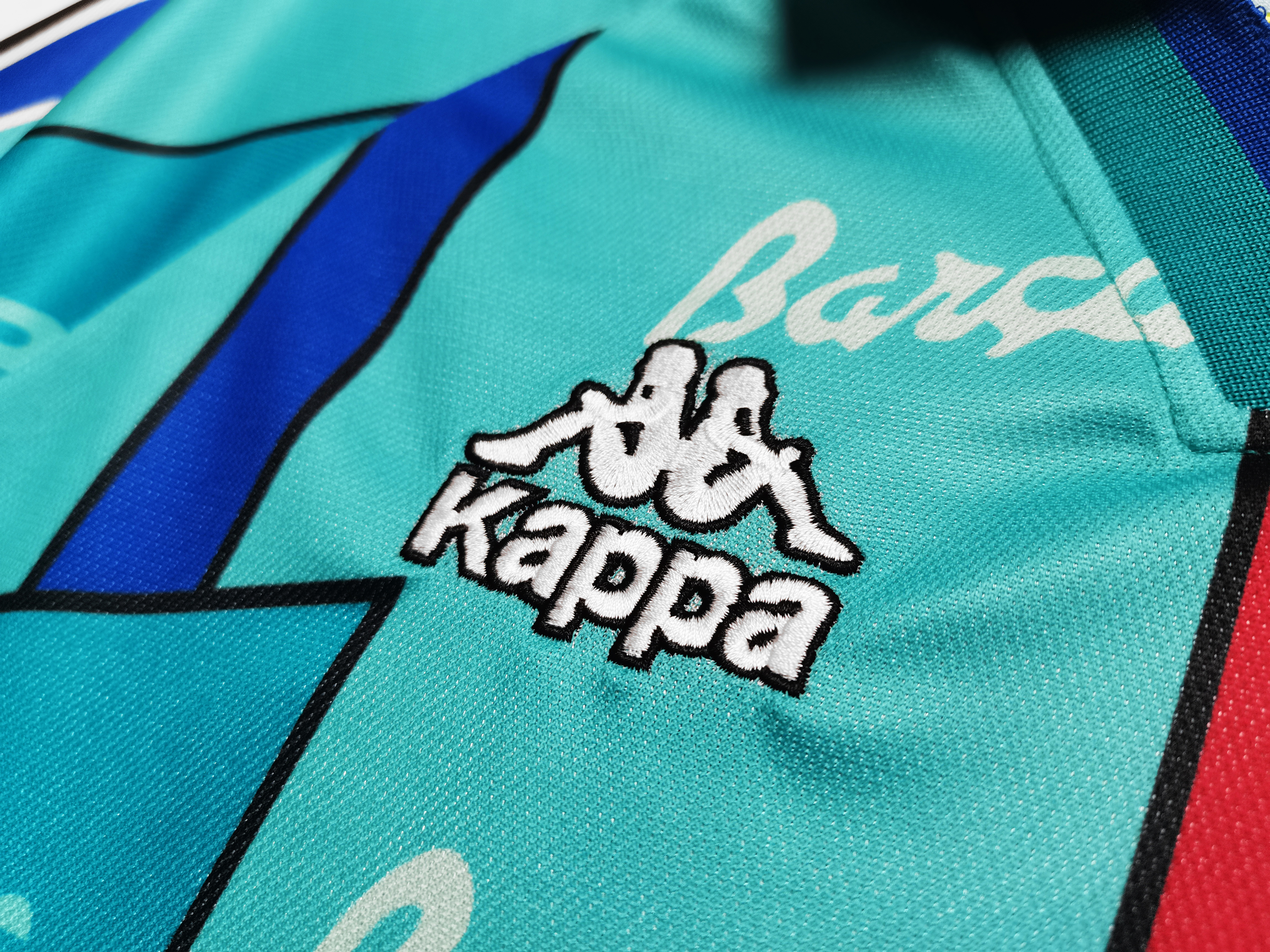 1996/97 Barcelona Away Retro Football Shirt