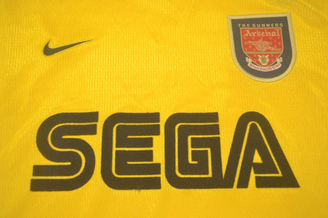 2000/01 Arsenal Away Vintage Shirt