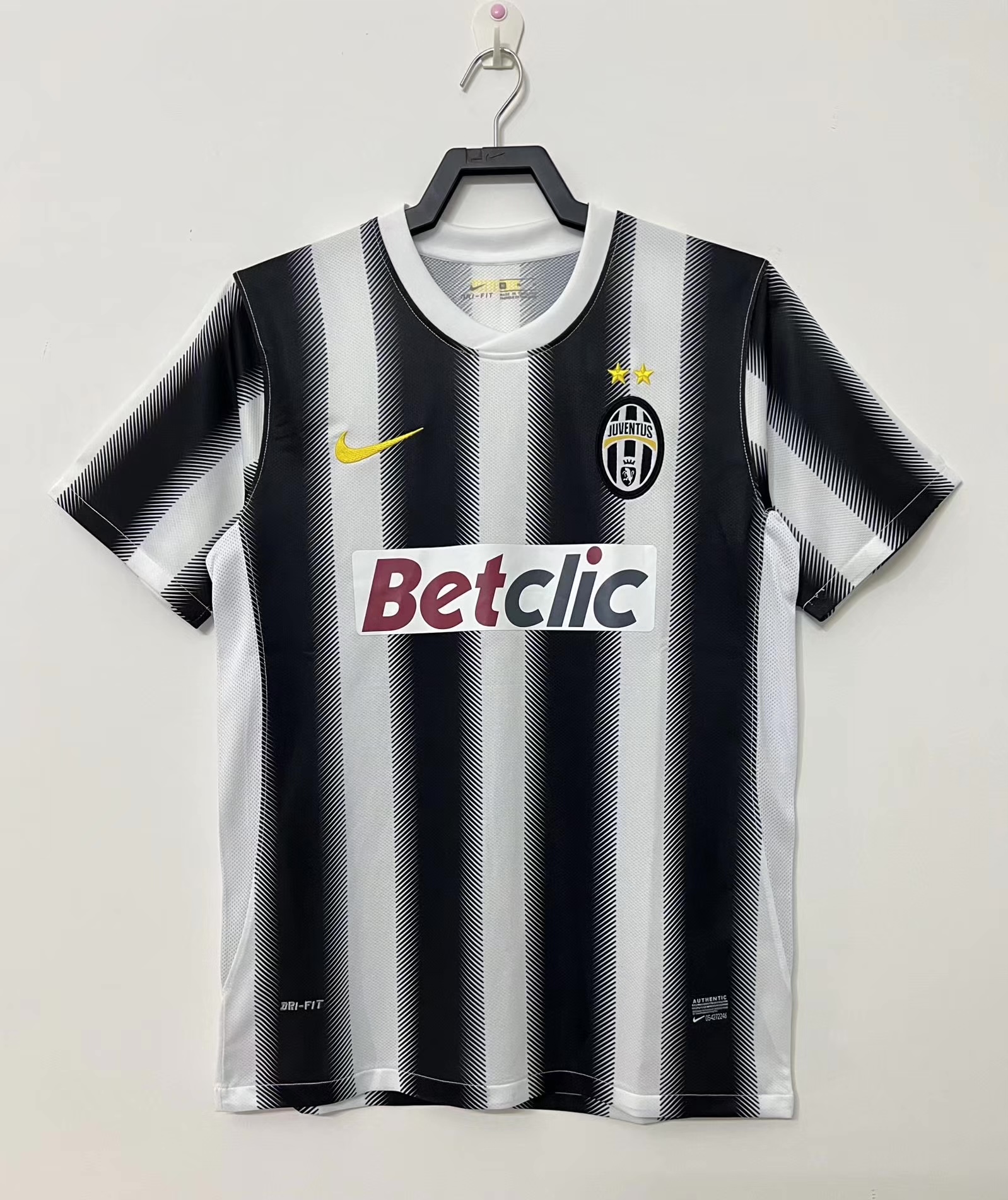 11/12 Juventus Home Retro Shirt