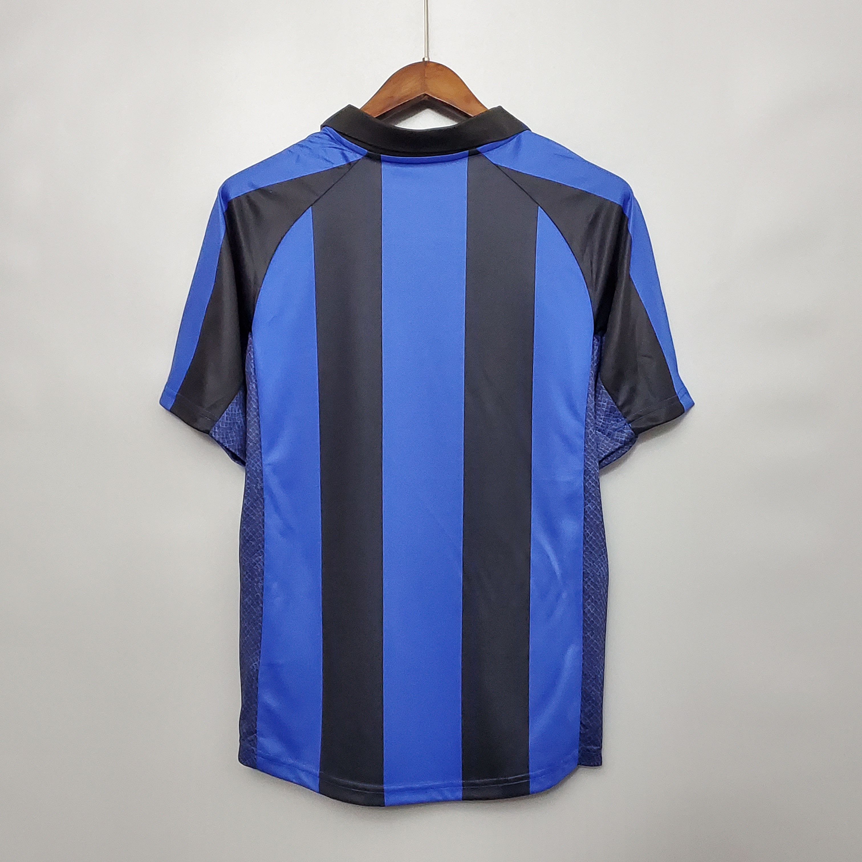 2001/02 Inter Milan Home Retro Football Jersey