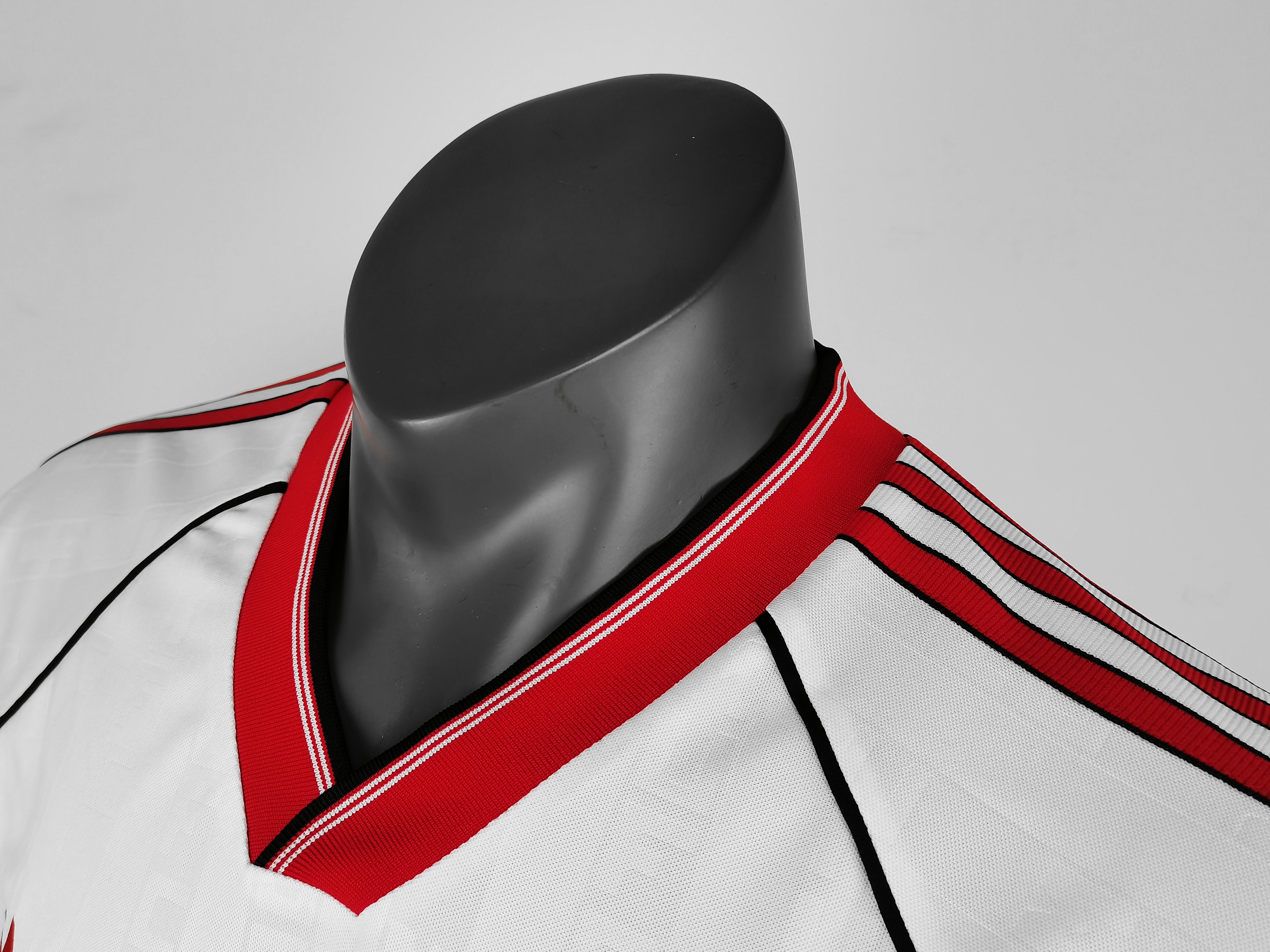 1988 MUFC Manchester United White Vintage Shirt