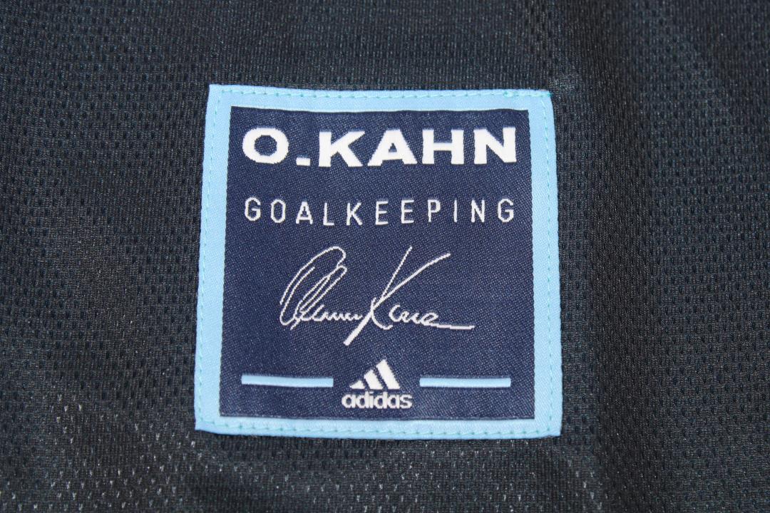 2002/03 Bayern Munich Goalkeeper Long Sleeve Vintage Shirt