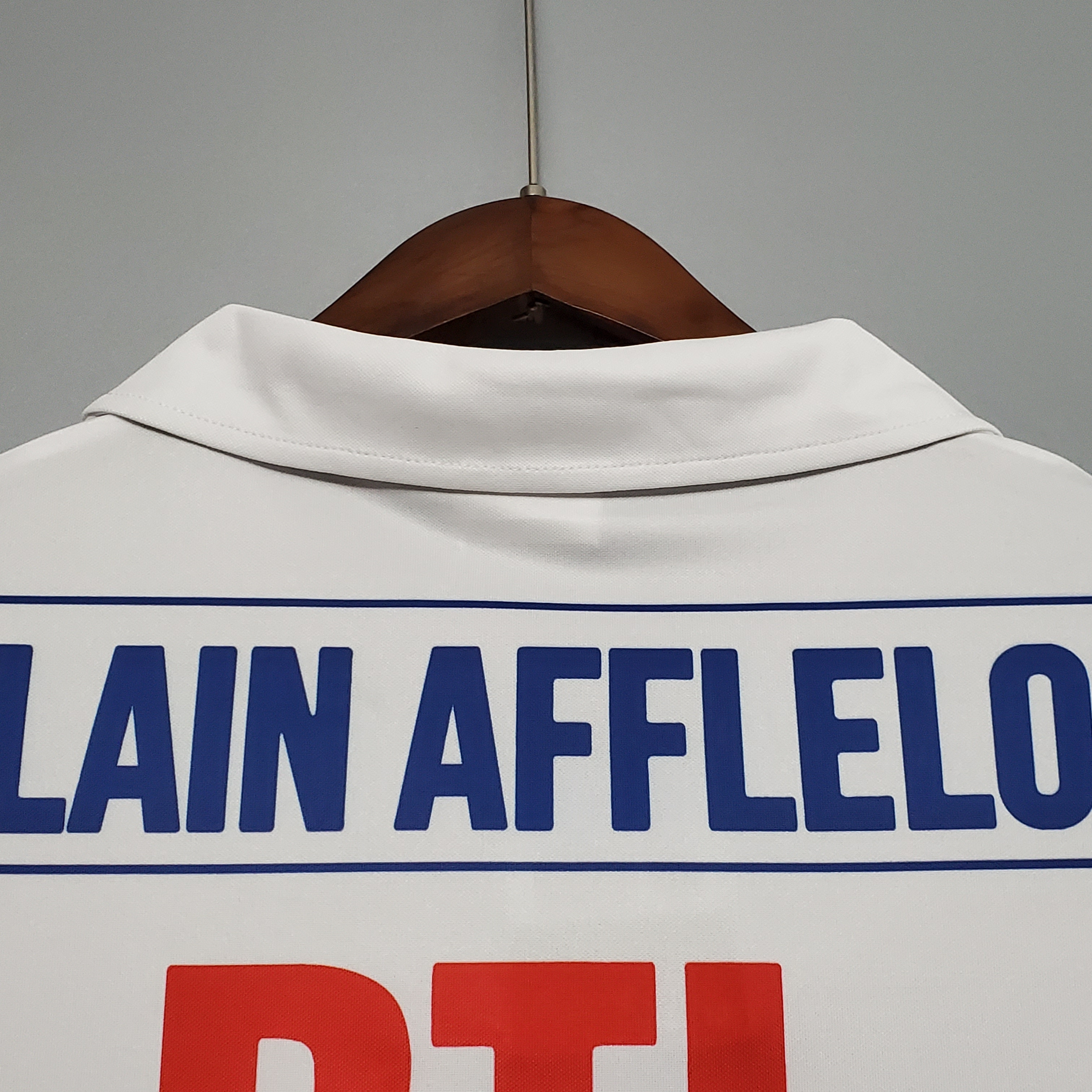 1991/92 Paris Saint-Germain PSG Away Vintage Shirt