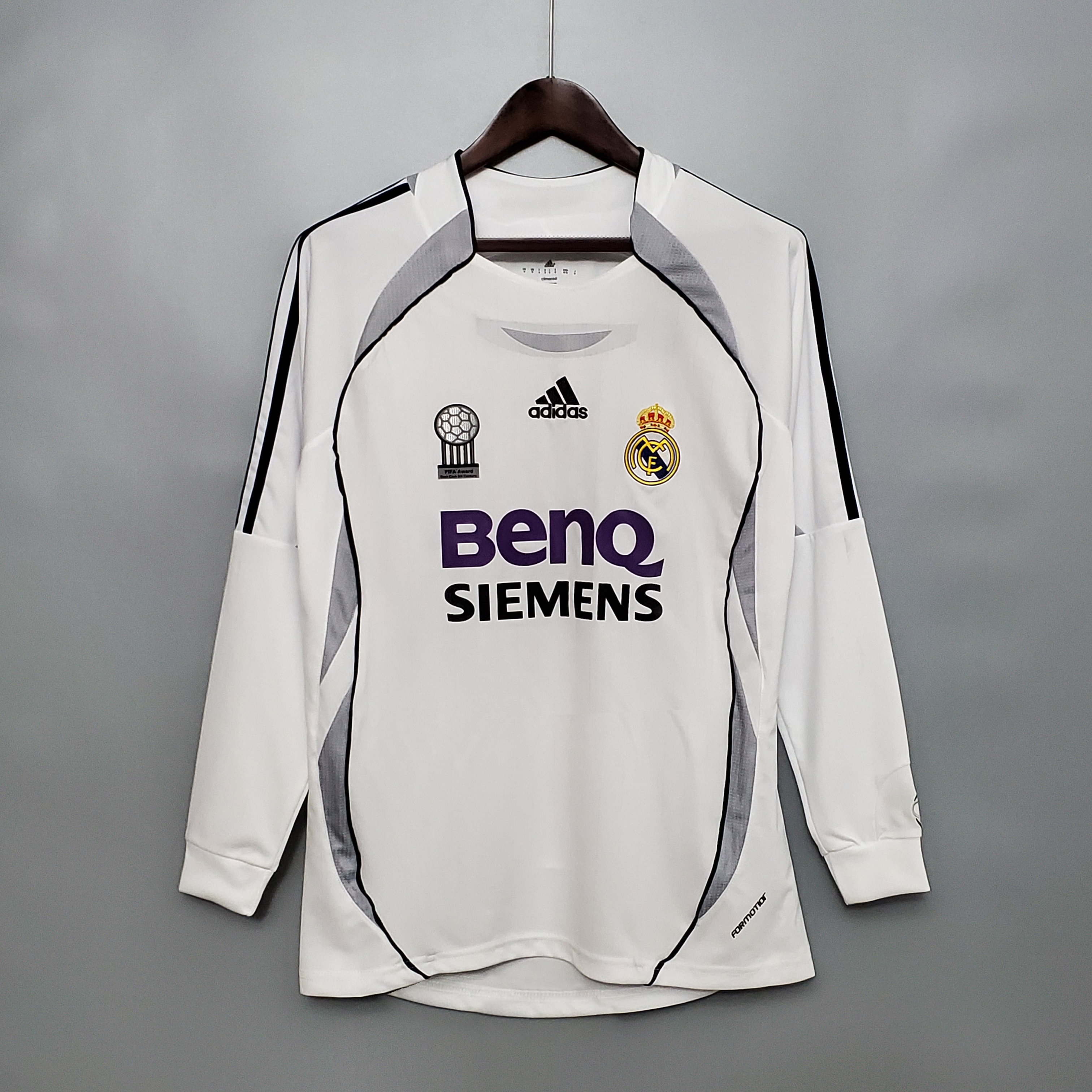 2006 Real Madrid Home Long Sleeve Vintage Shirt