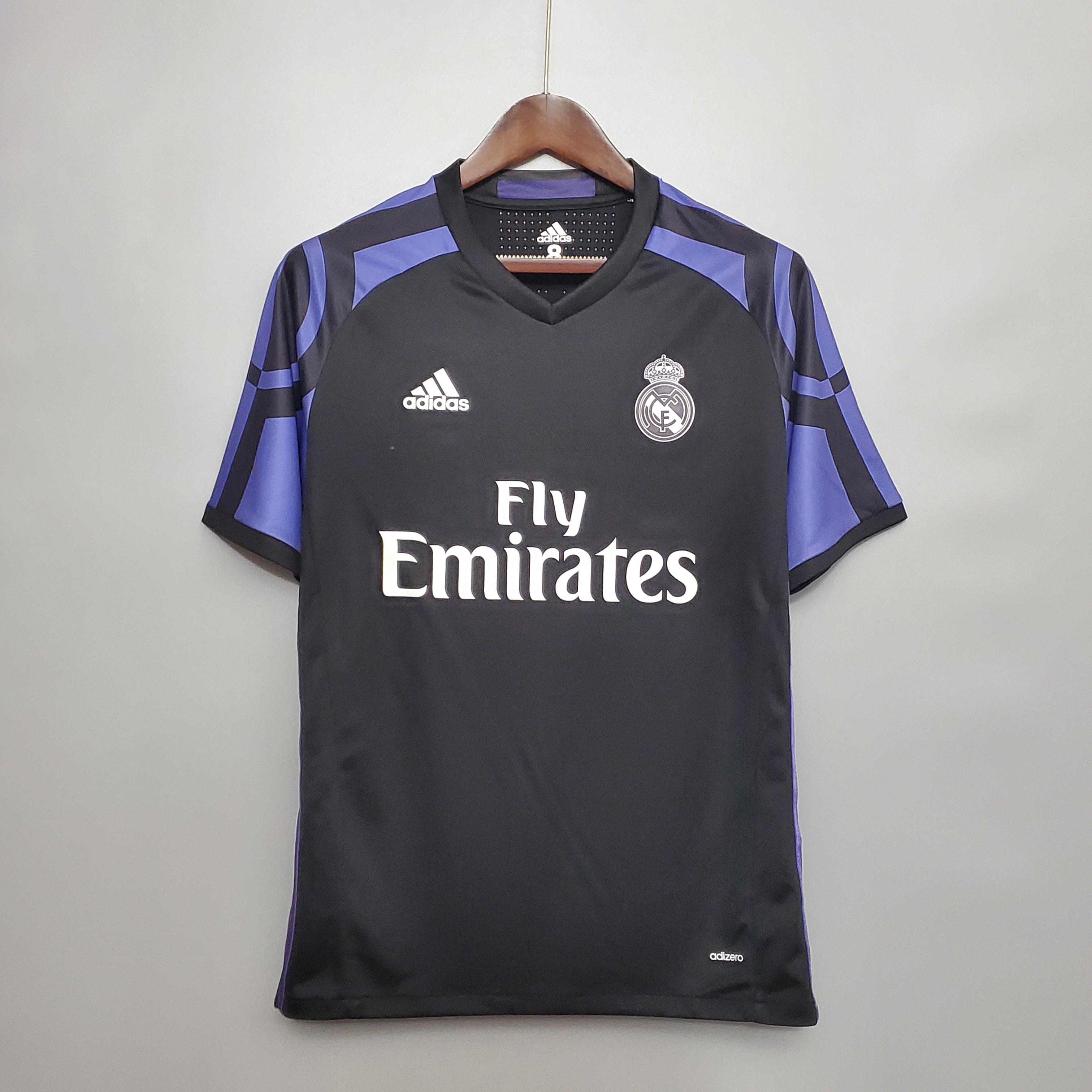 2016/17 Real Madrid Third Vintage Shirt