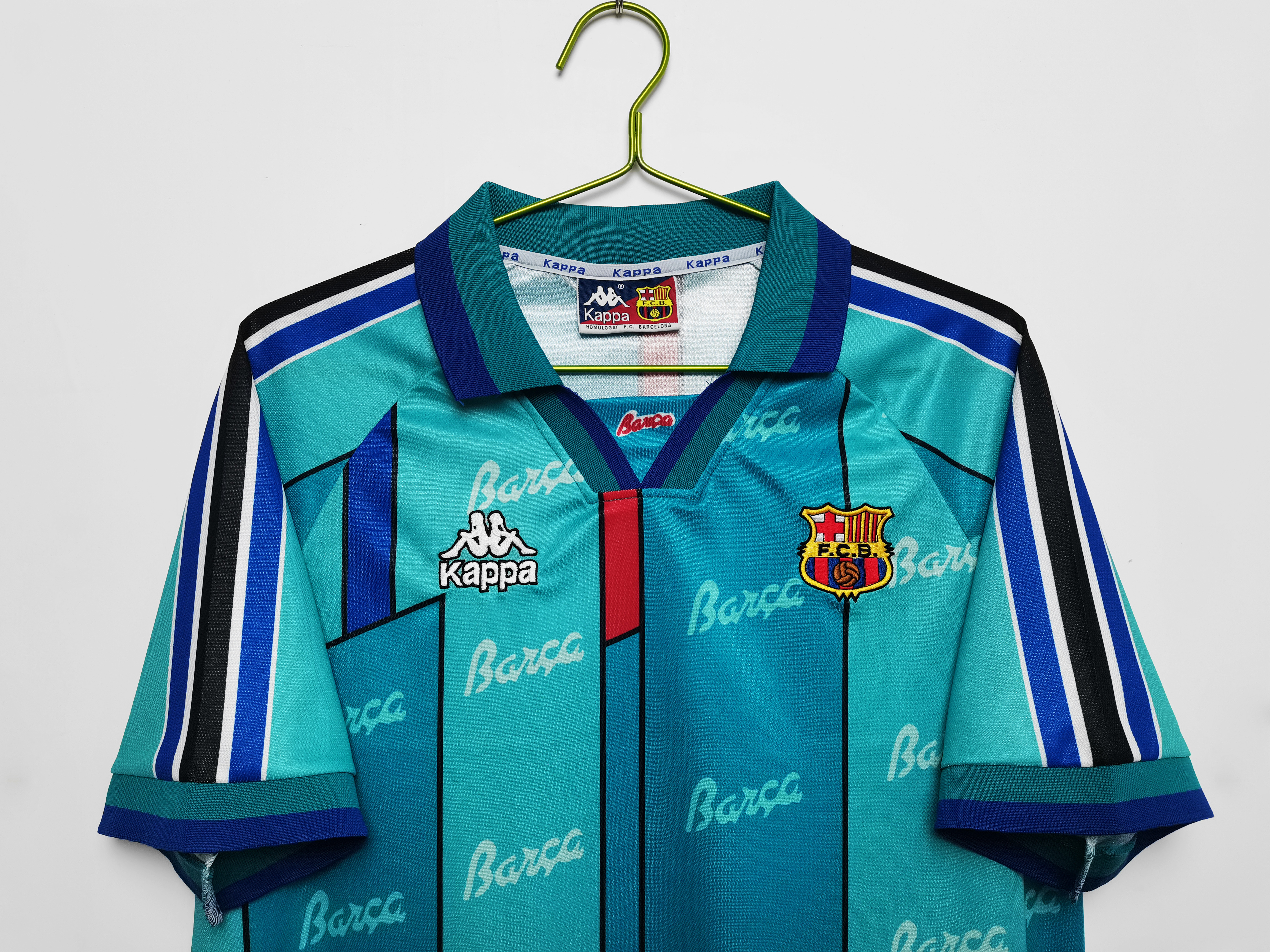 1996/97 Barcelona Away Retro Football Shirt