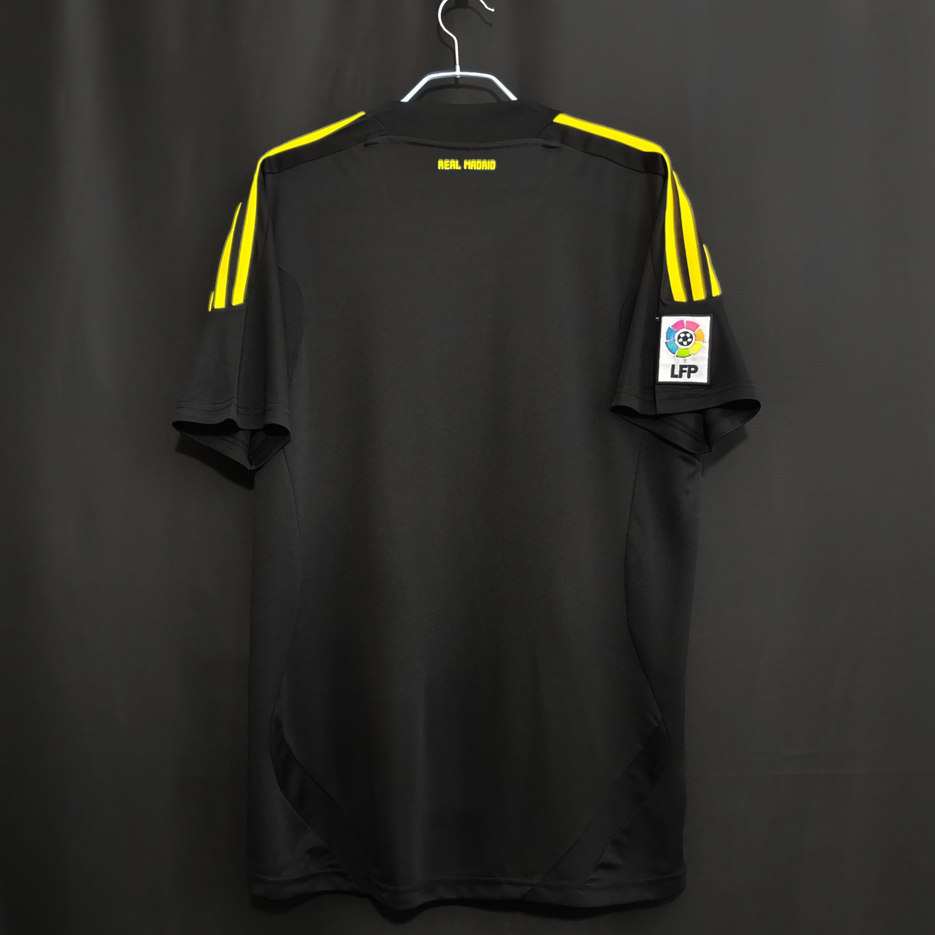 2011/12 Real Madrid Black Goalkeeper Vintage Shirt