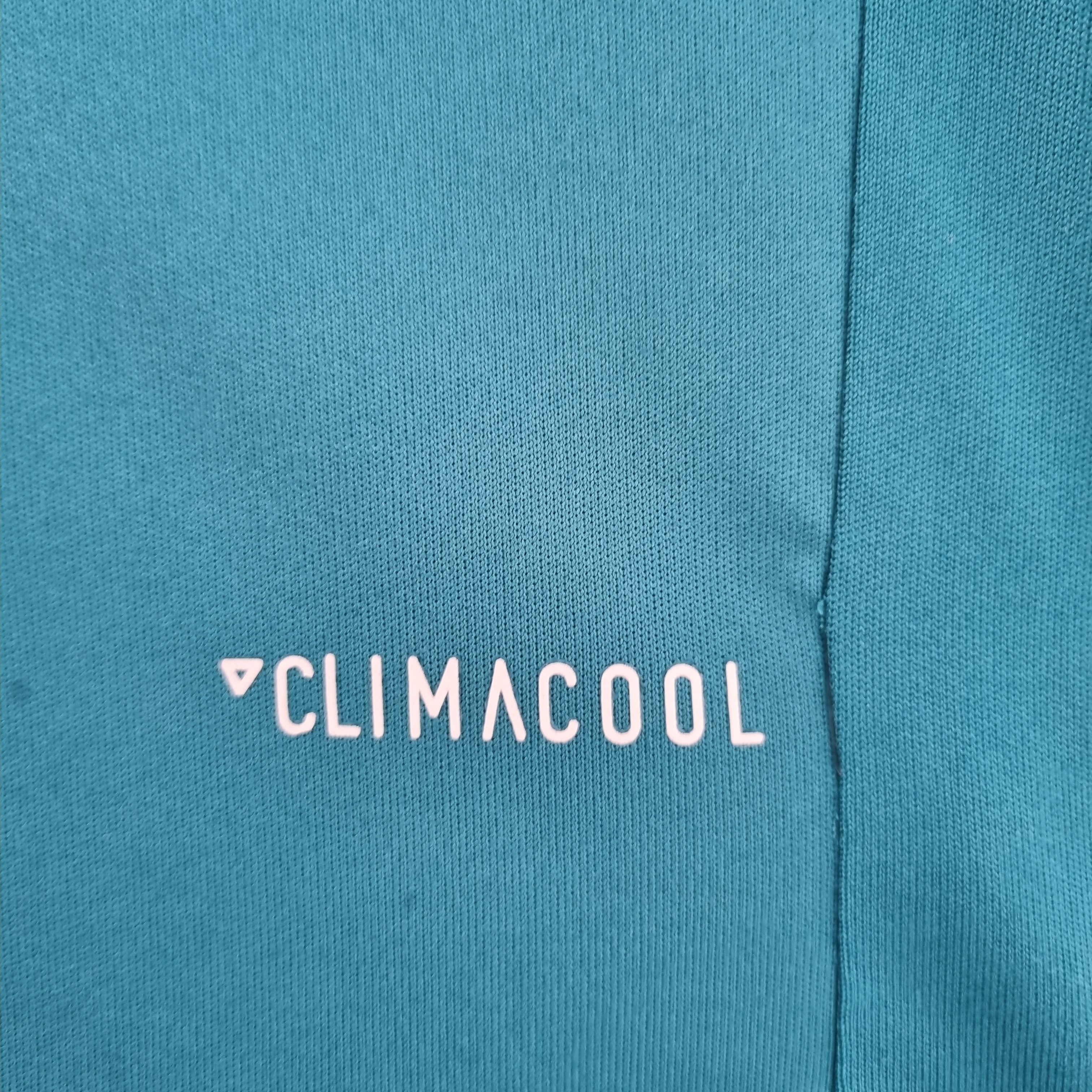 17/18 Real Madrid third kit