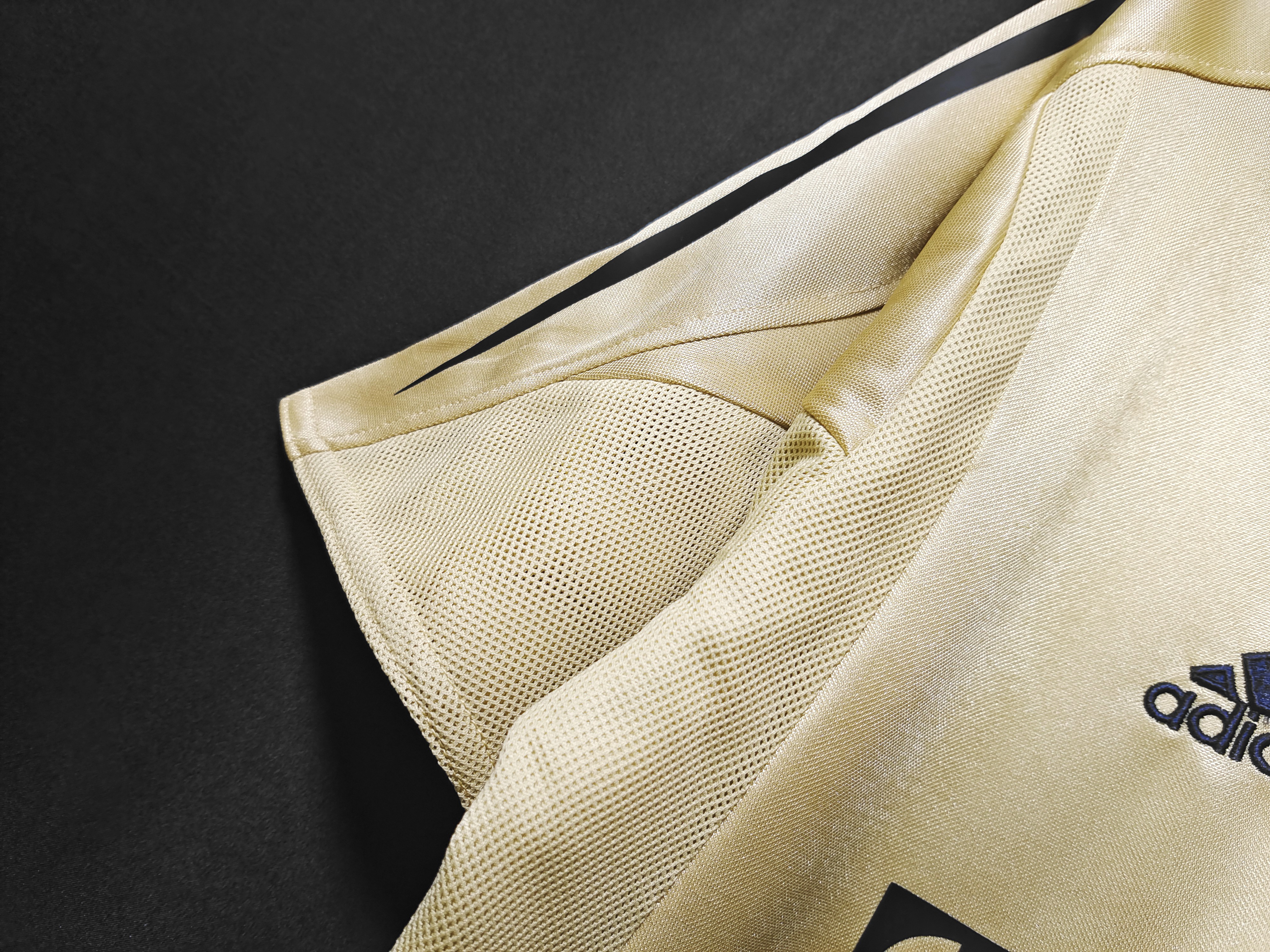 2004/05 Bayern Munich away Vintage Shirt